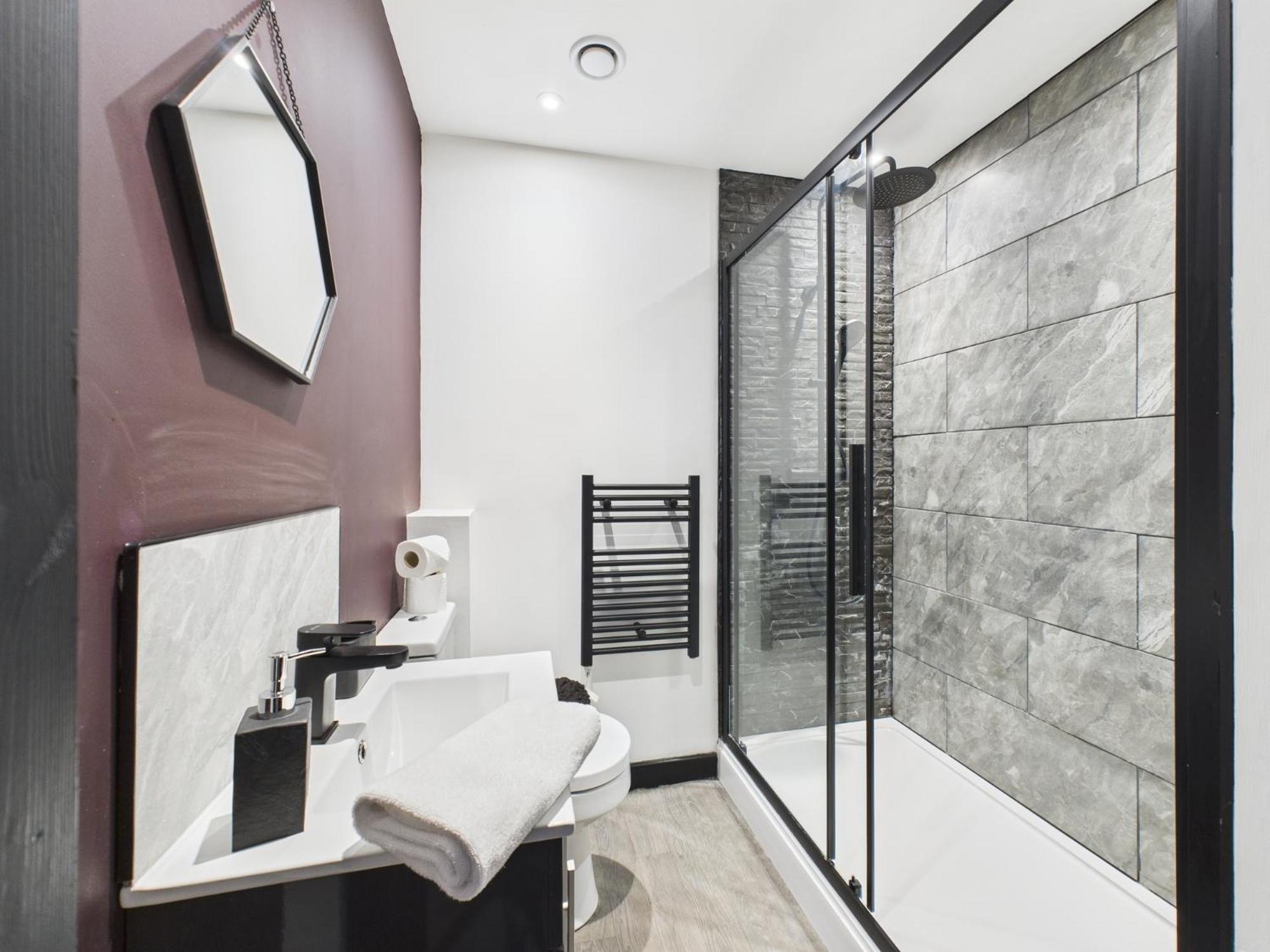 Three-Bedroom Standard Apartment