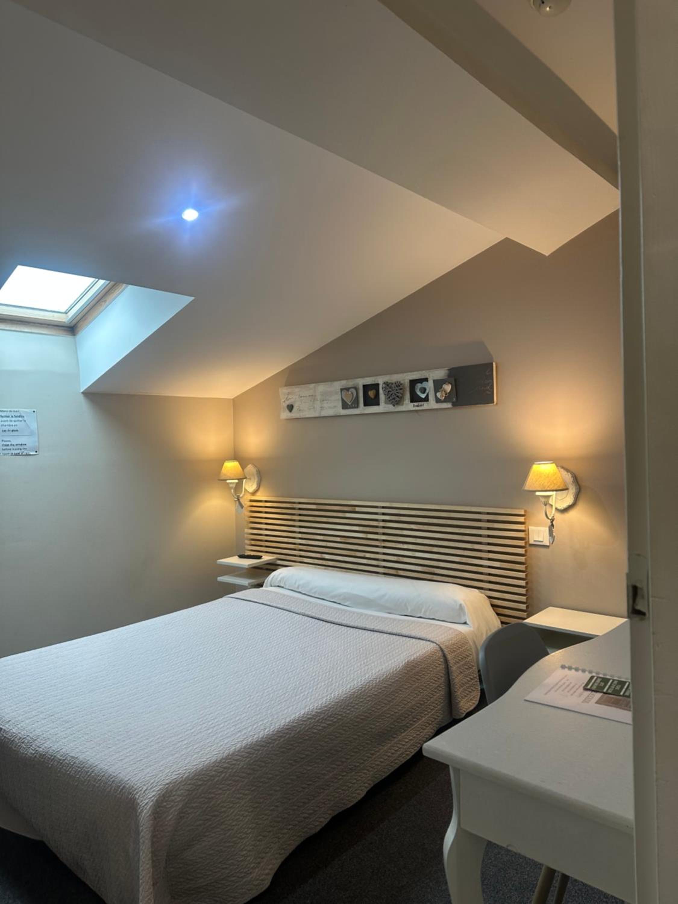 Economy Double Room photo 1
