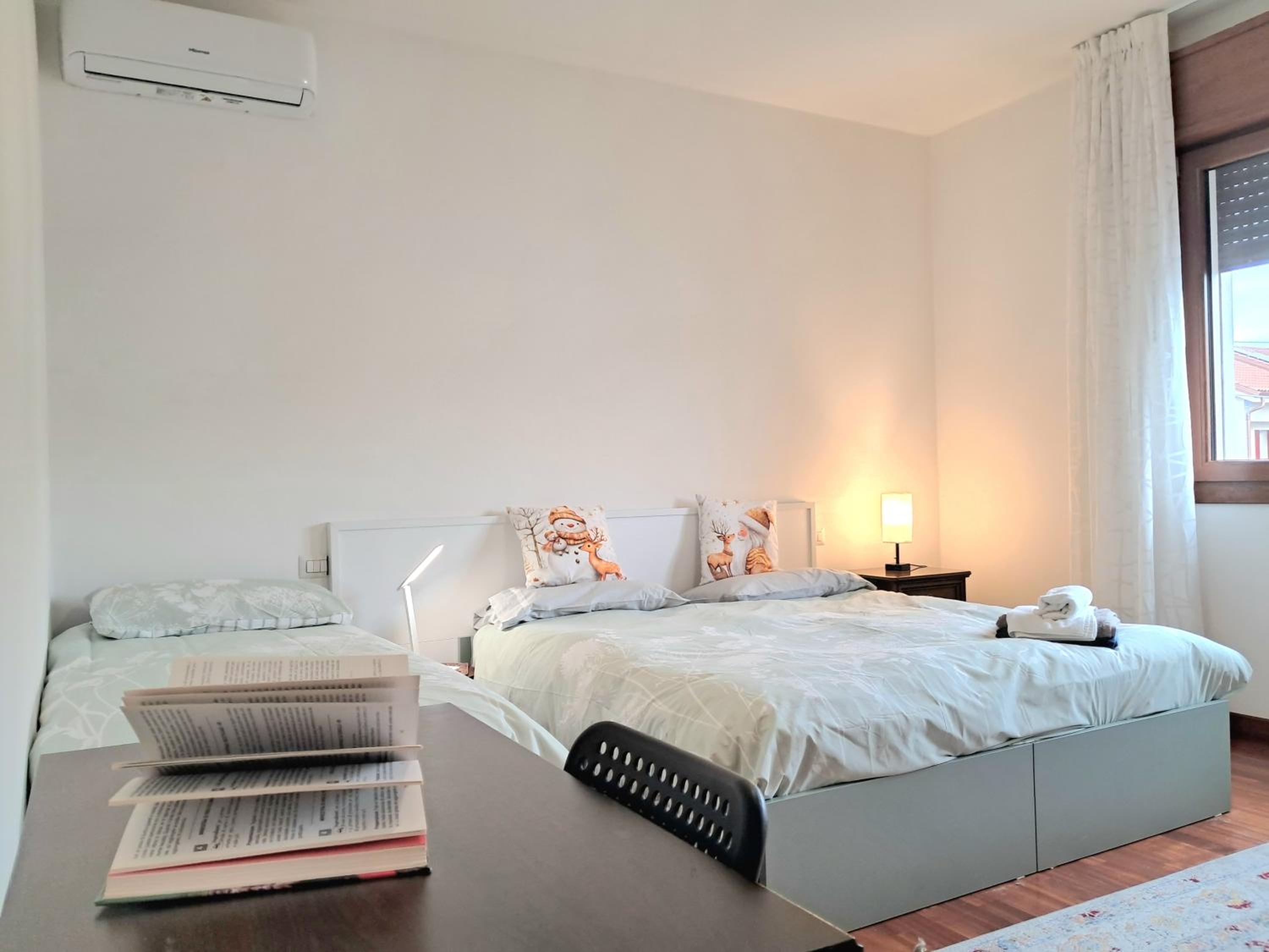 Economy Triple Room with Shared Bathroom