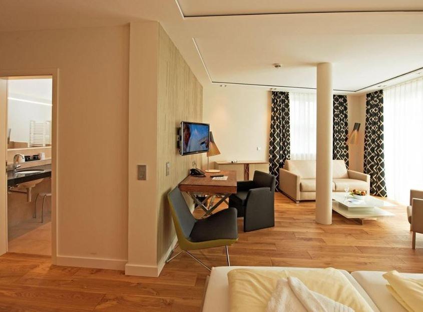 Suite photo 1