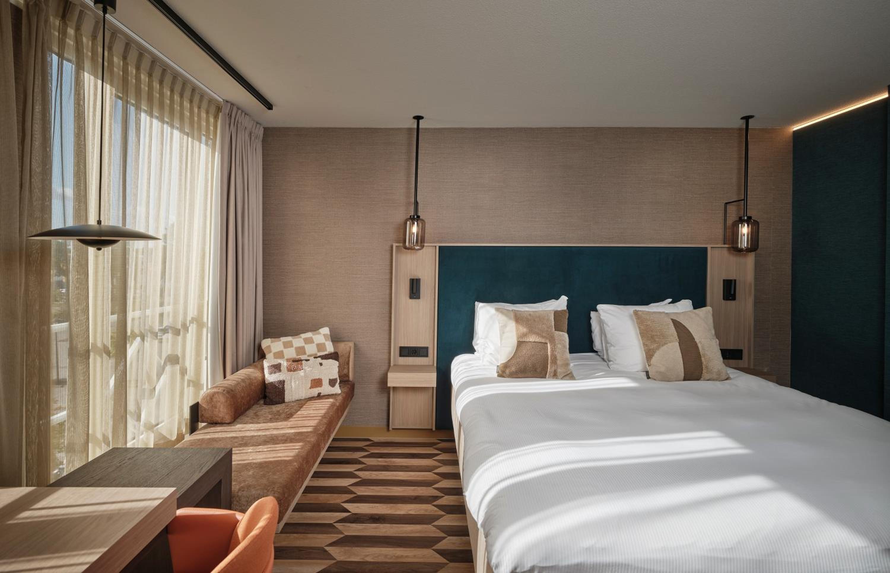 Deluxe Double Room with Shower photo 3