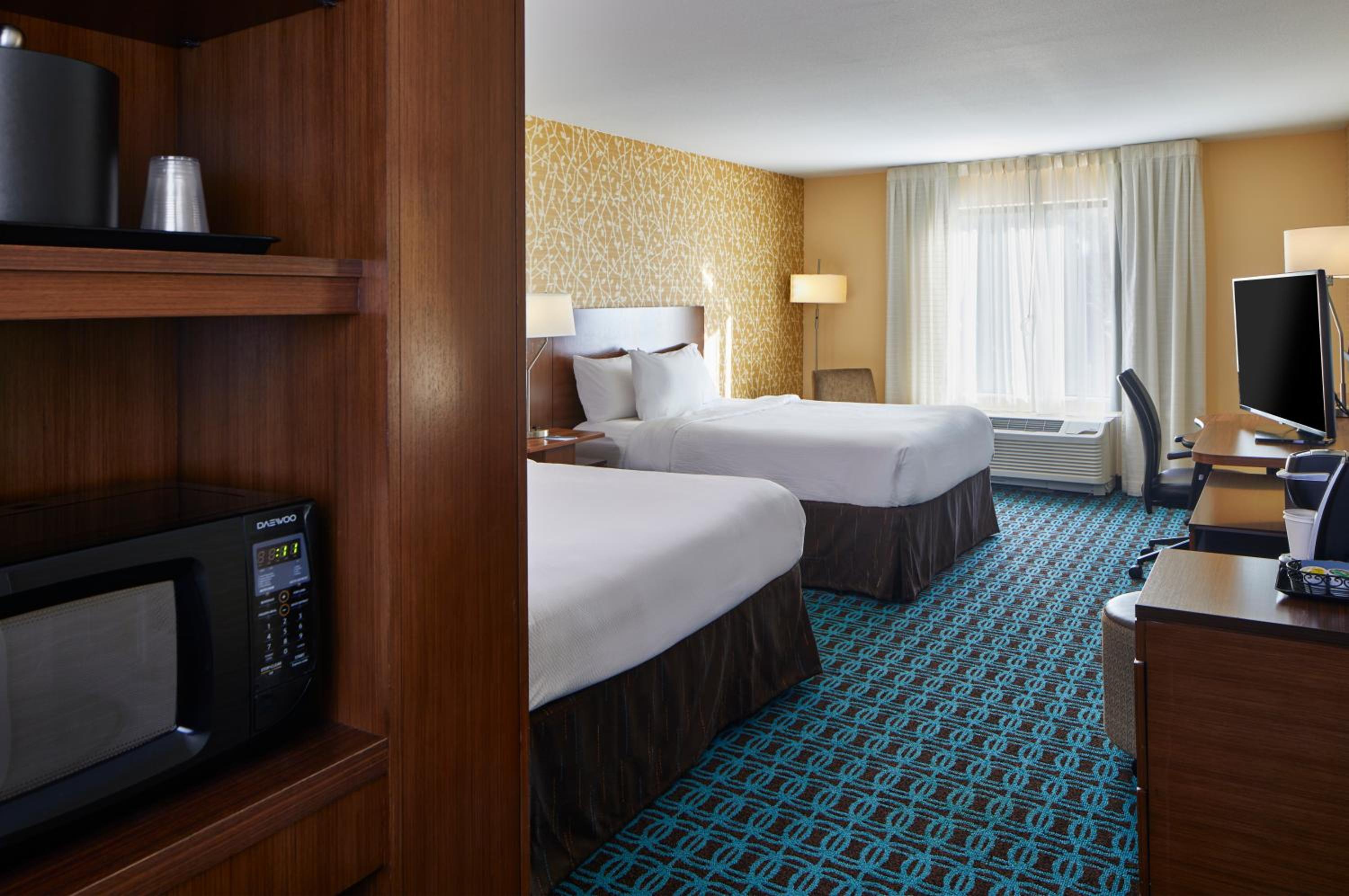 Queen Room with Two Queen Beds - Hearing Accessible photo 2
