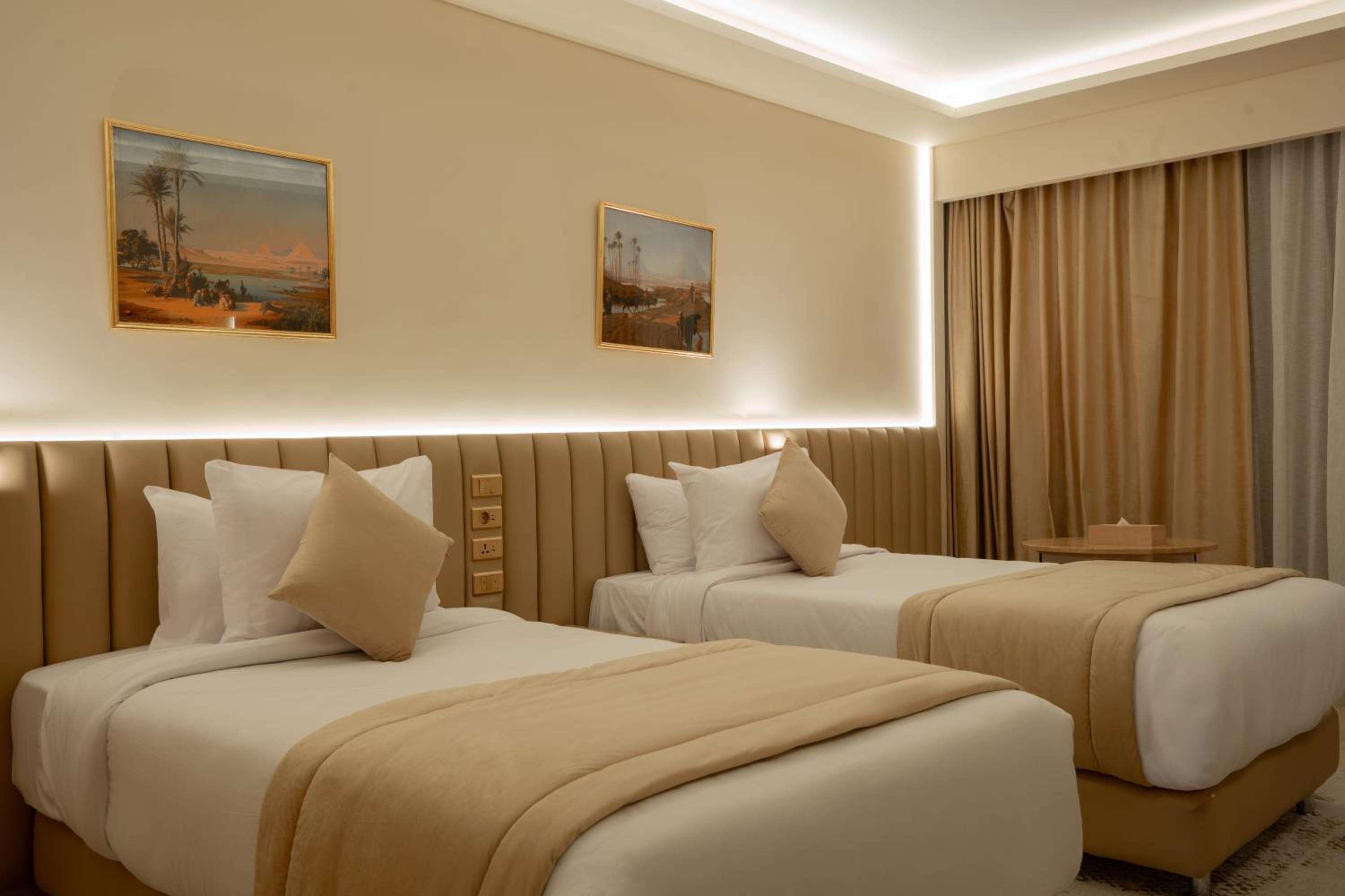 Twin bed Super Deluxe
