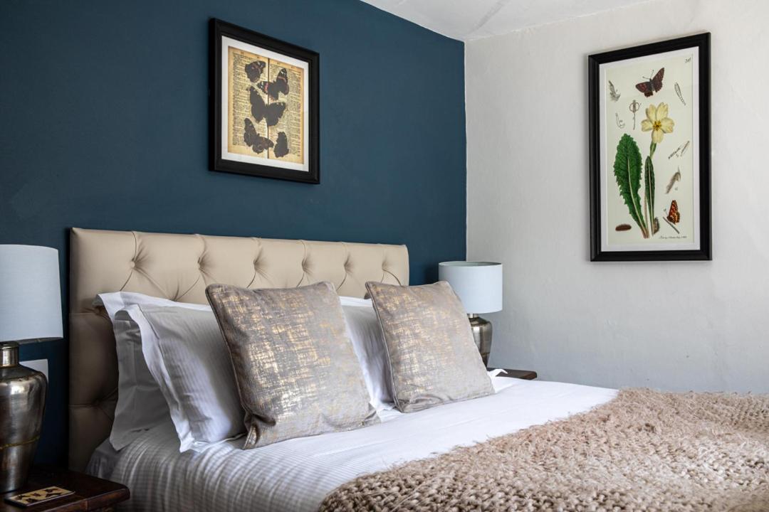 Standard King Room photo 1