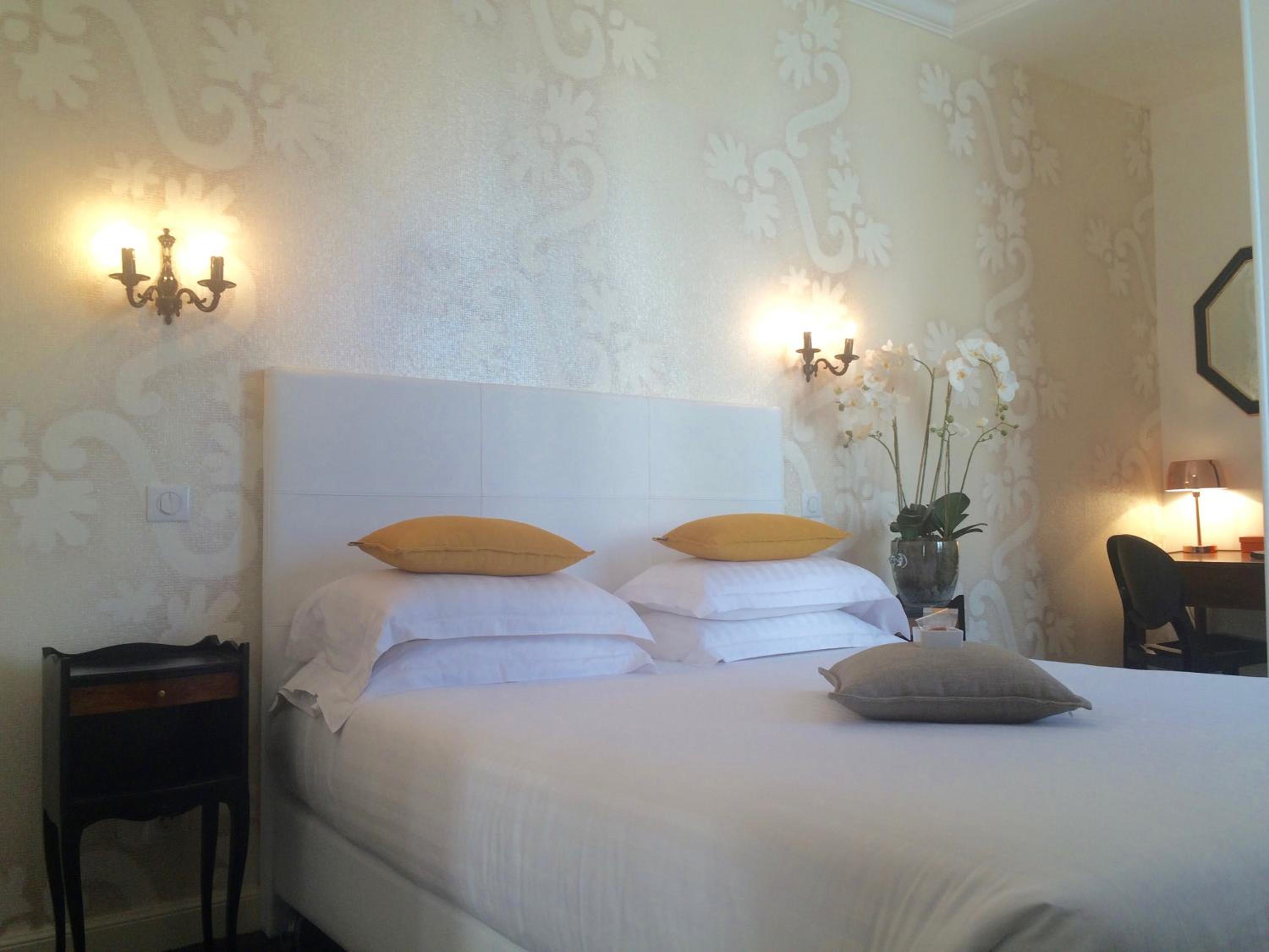 Superior Double Room (without Hot Tub) thumbnail 5