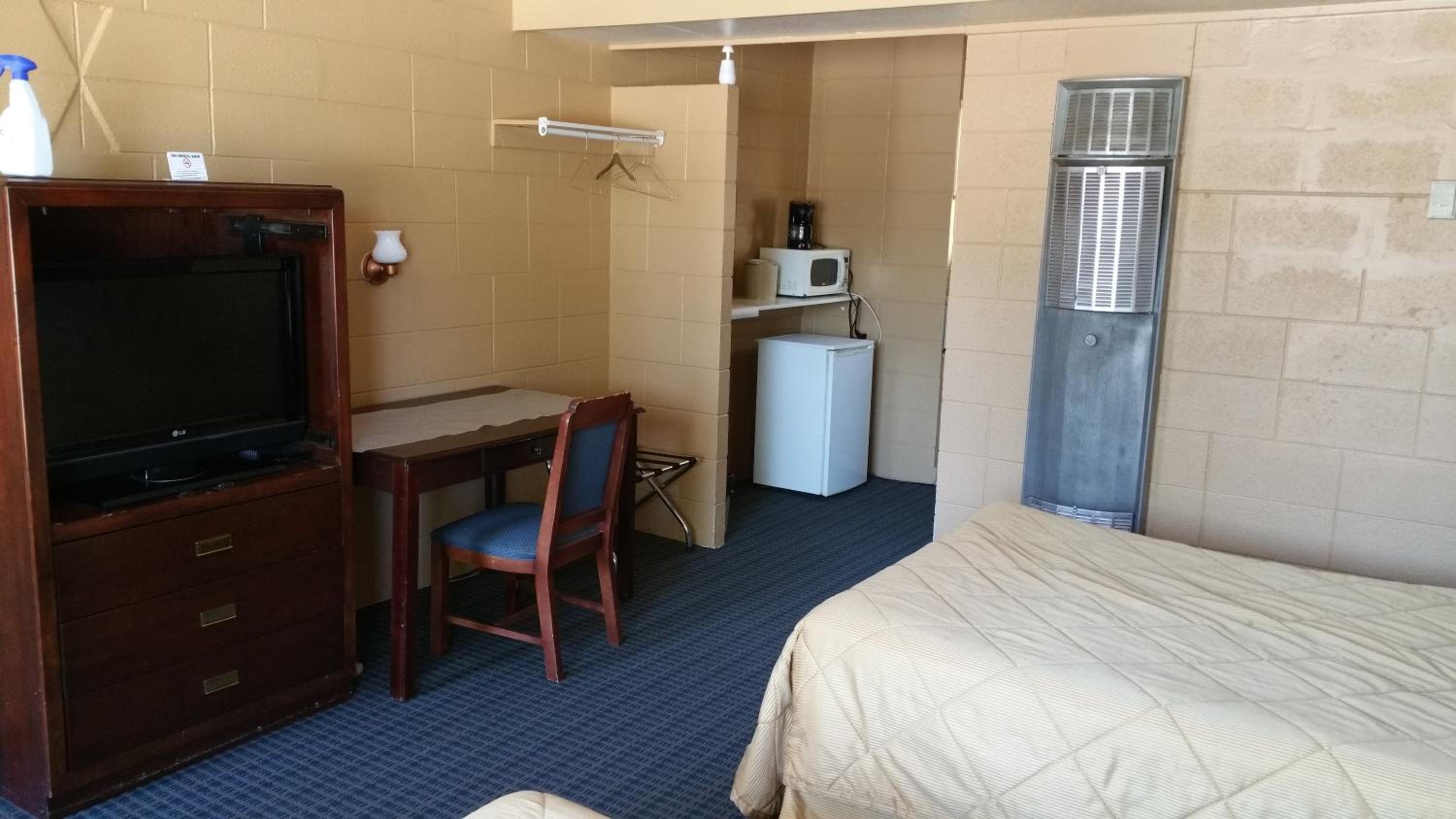 Standard Double Room photo 3