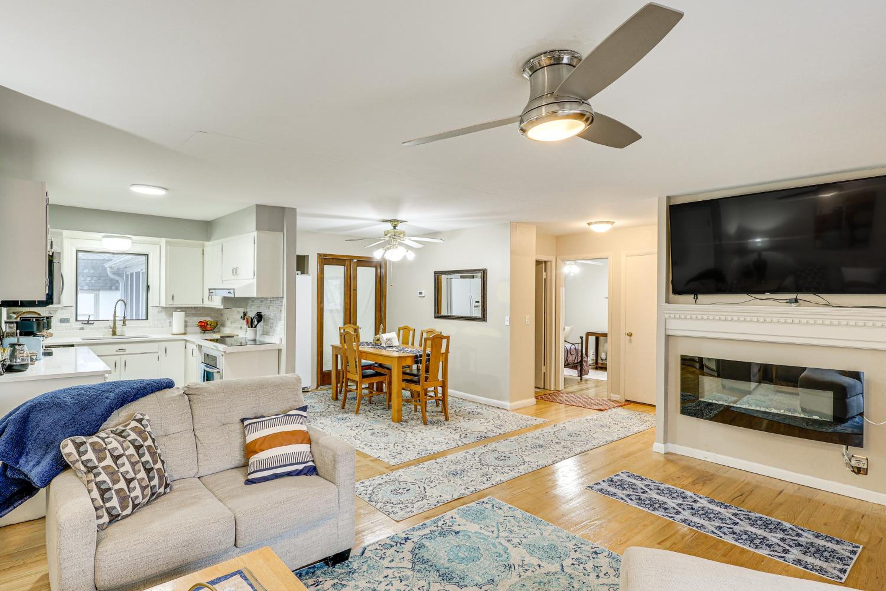 Apartment photo 1