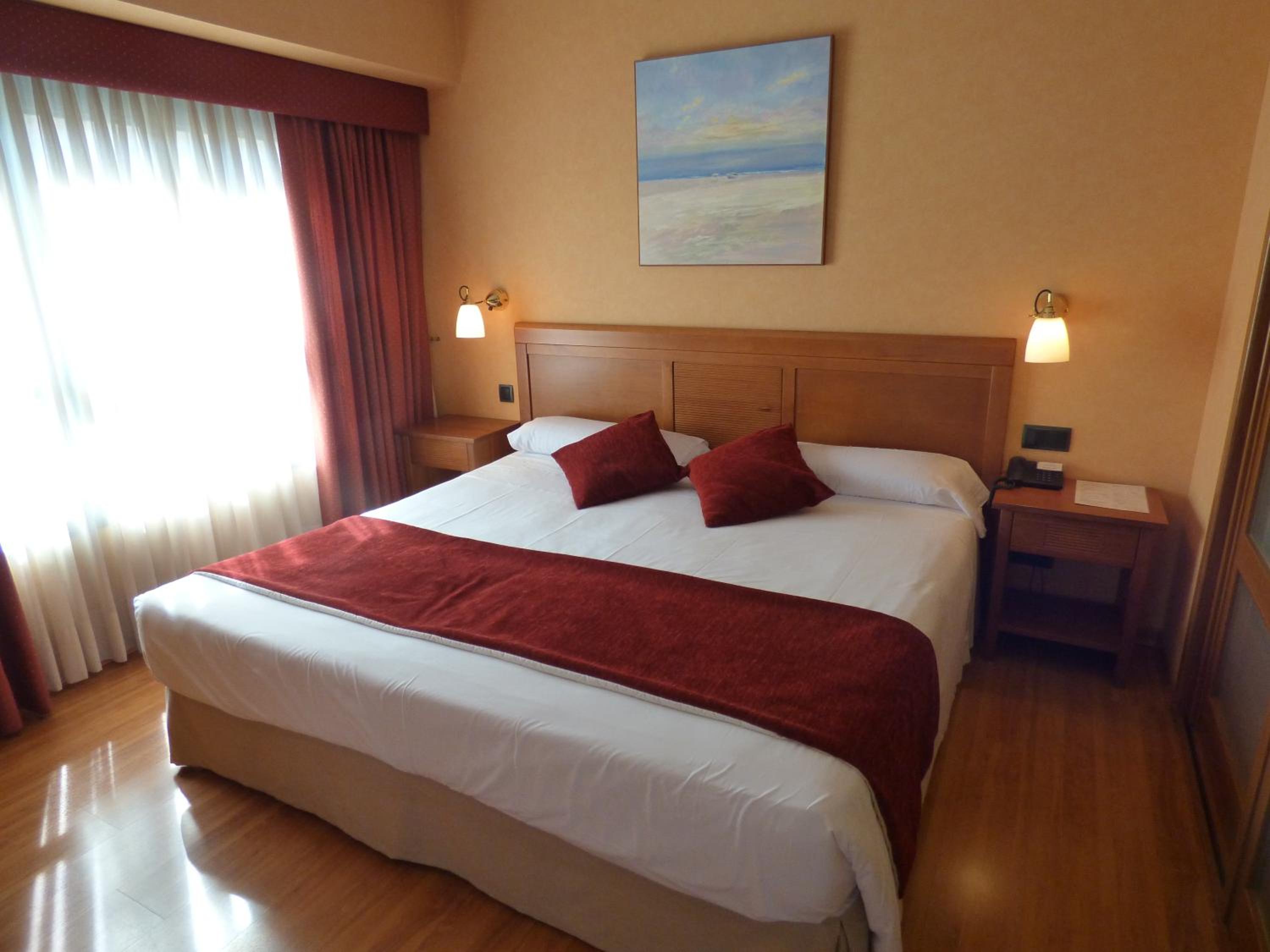 Superior King Room - Photo 1