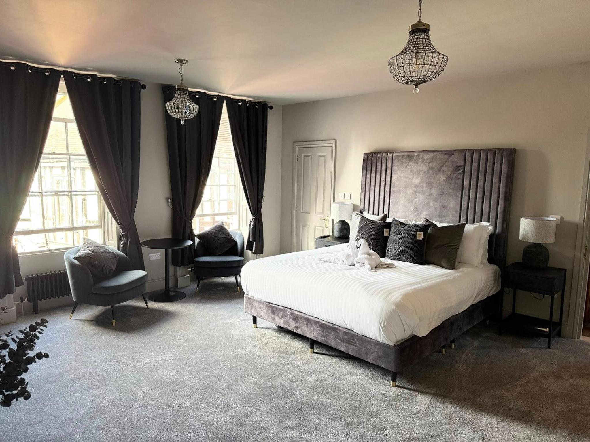 Superior King Room