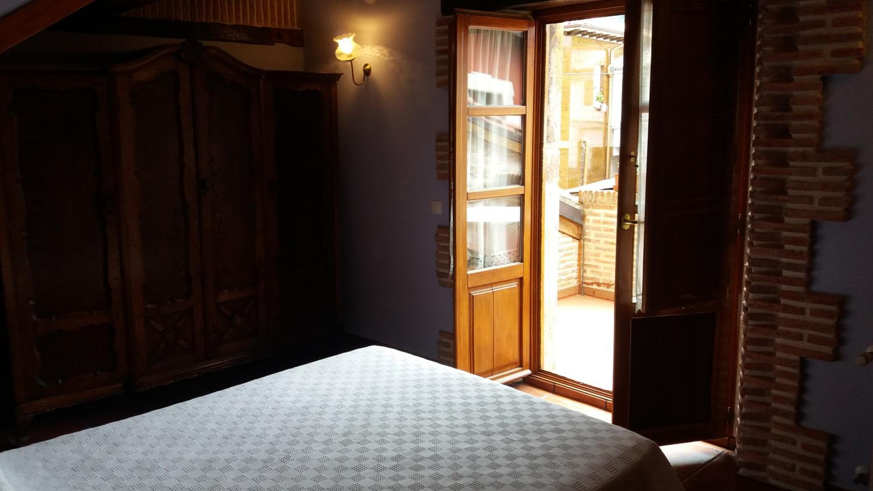 Apartamento con Balcón