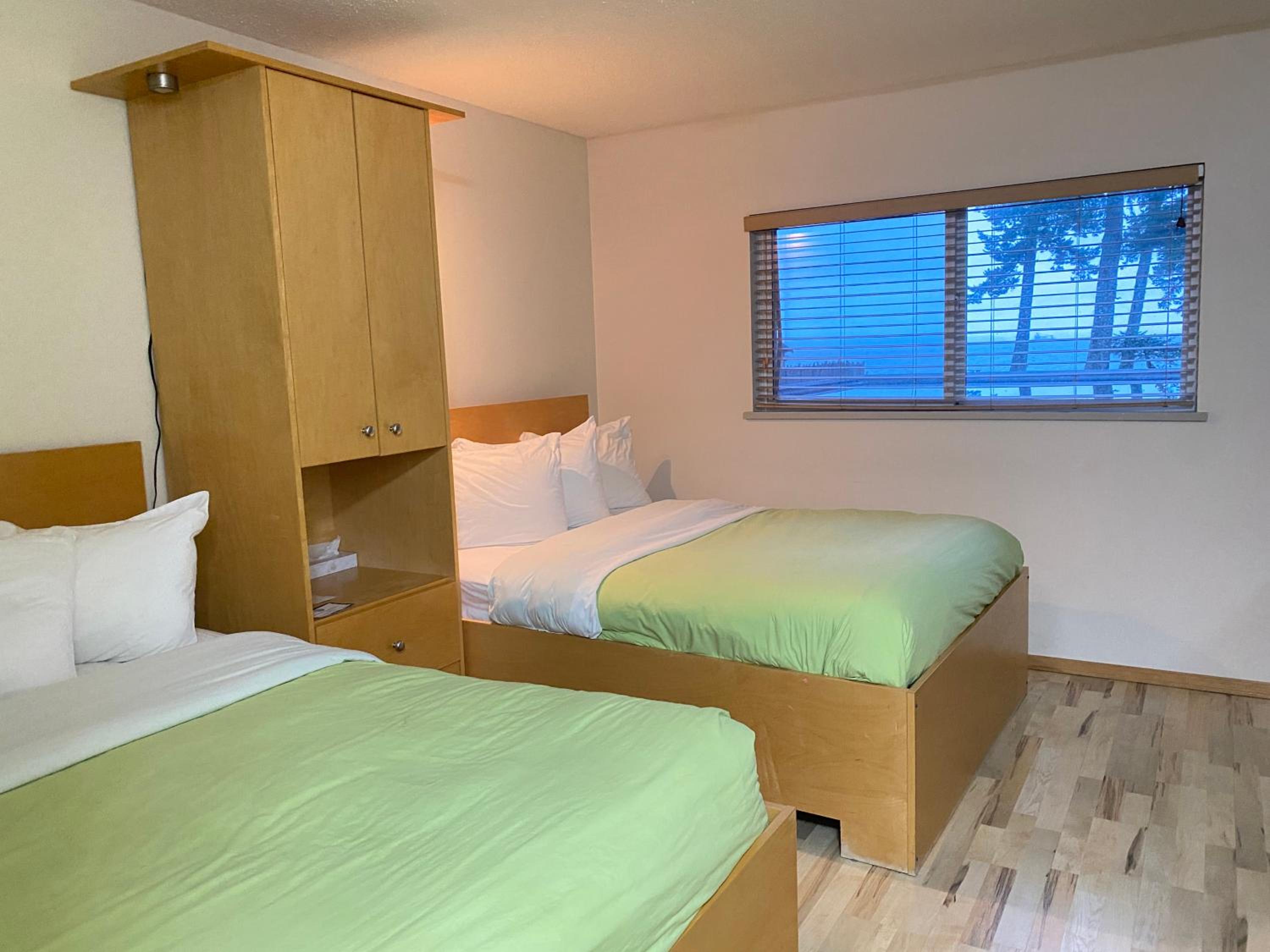 Triple Room with Sea View