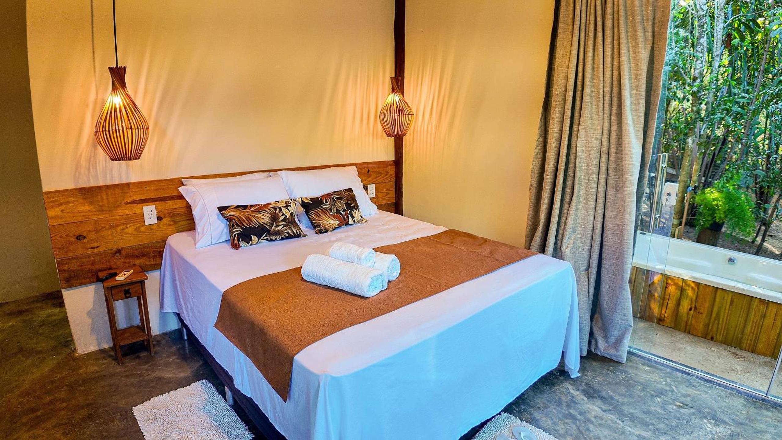 Large Double Room - Photo 7