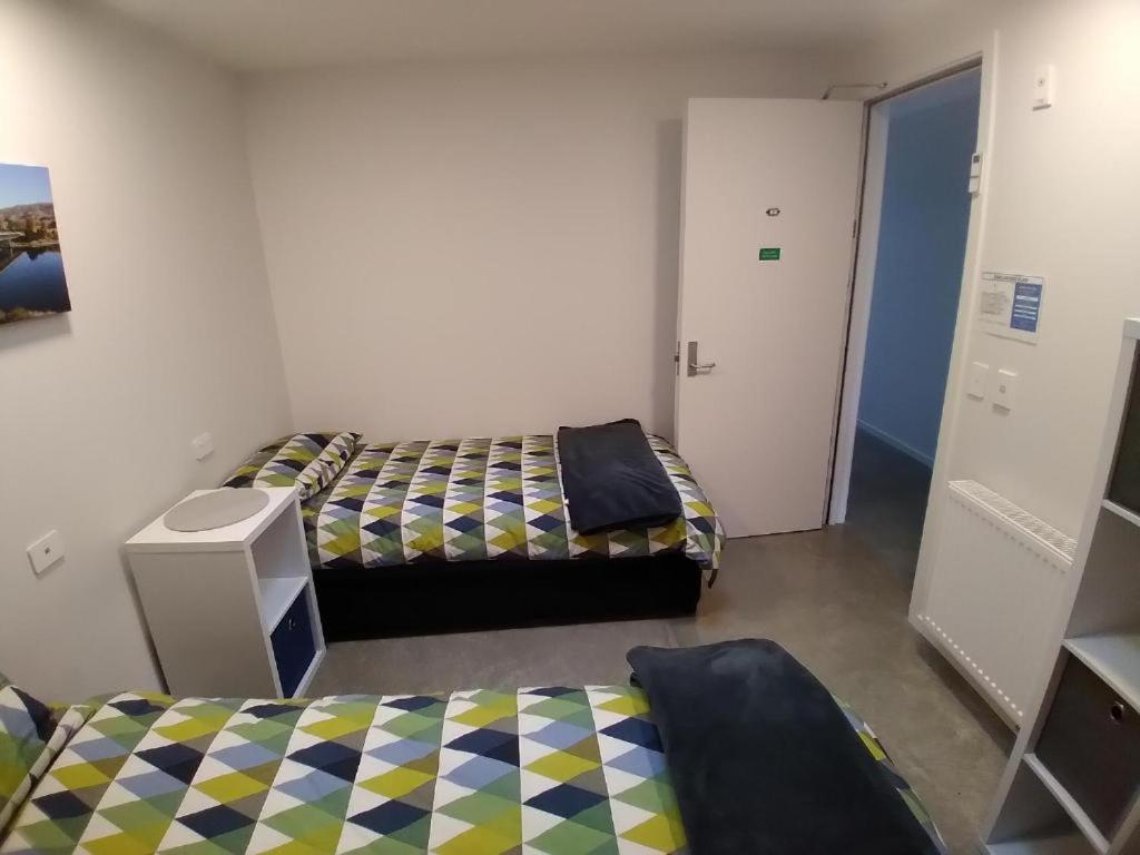 Twin Room with Shared Bathroom photo 2
