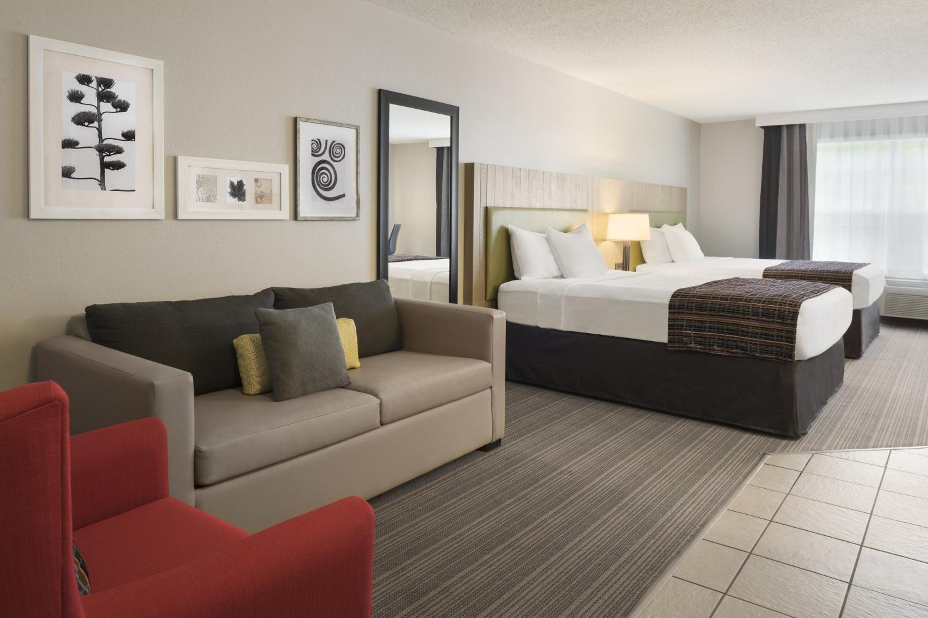 Studio Suite with Two Queen Beds and Sofa Bed - Non-Smoking photo 1