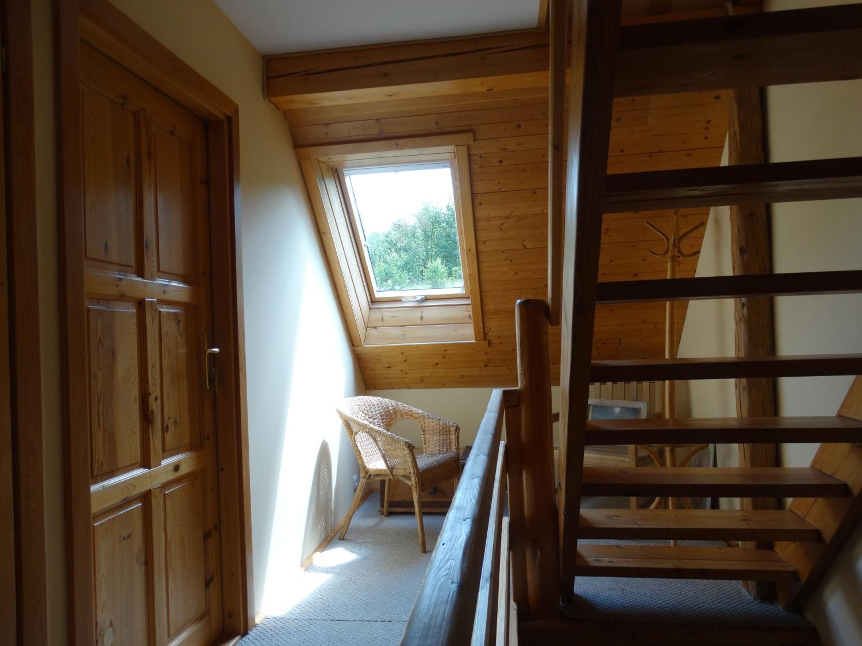 Deluxe Double Room (2 Adults + 1 Child) - Photo 1