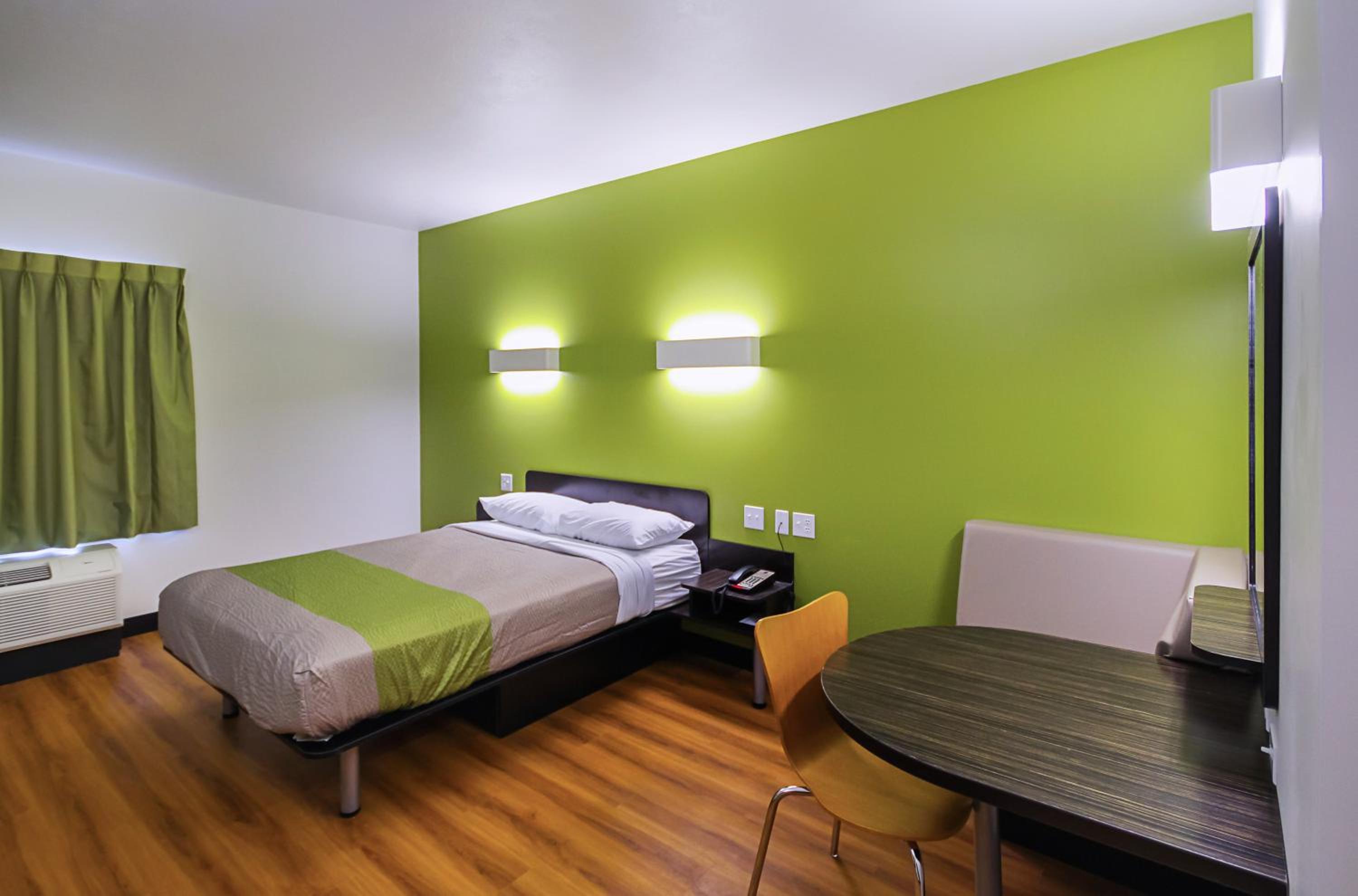 Standard Queen Room - Photo 3
