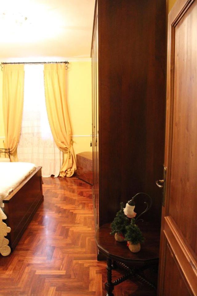 Double Room With Private External Bathroom photo 1