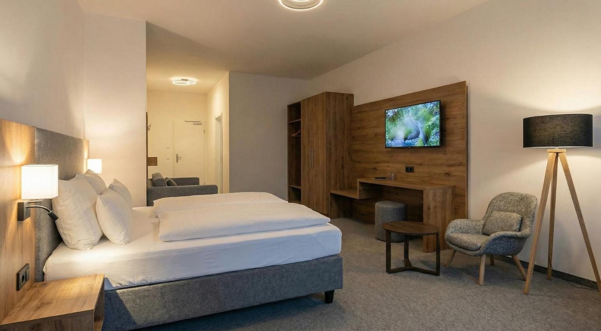 Deluxe Double Room with Balcony