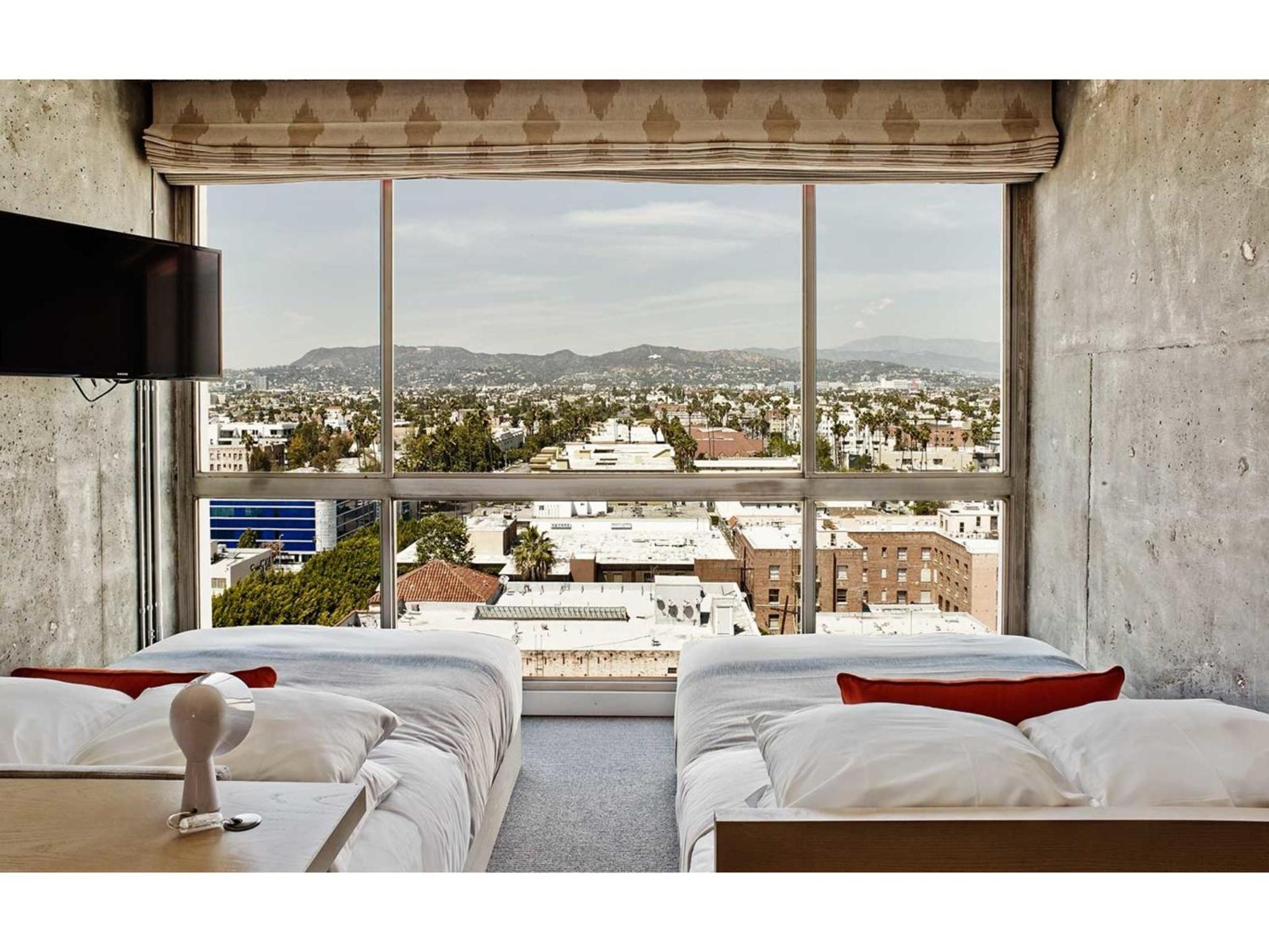 Double Room with Mountain View