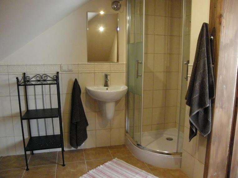Double Room with Private Bathroom photo 2
