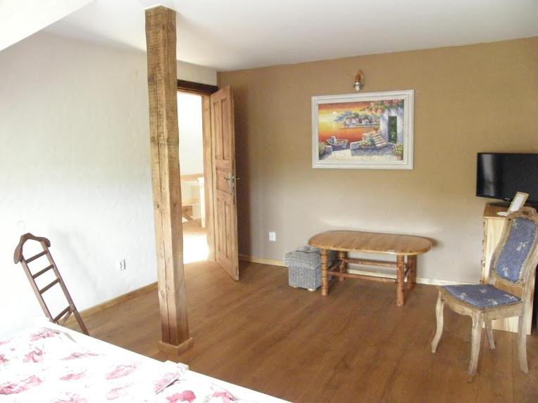 Double Room with Private Bathroom photo 2