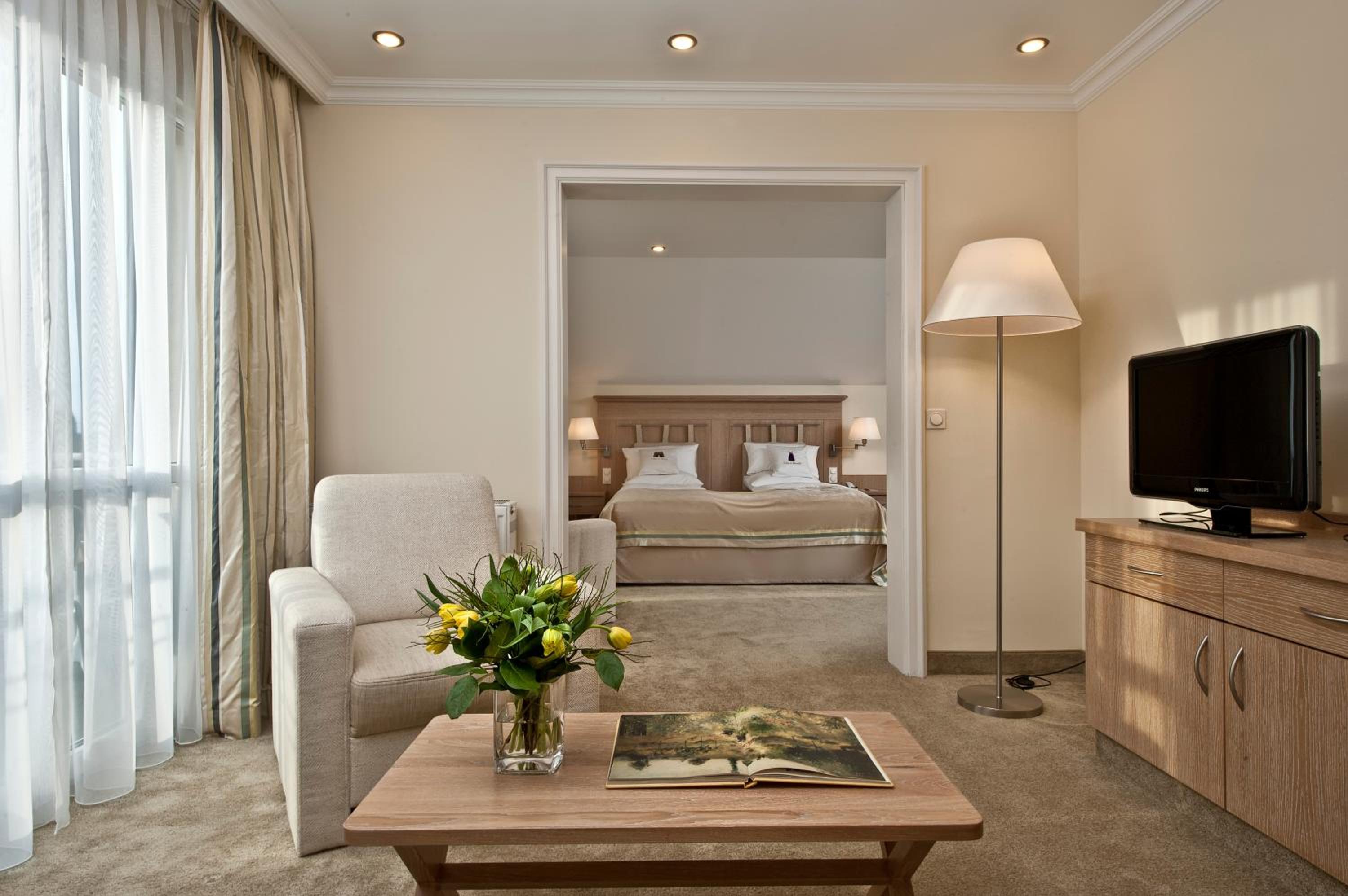 Deluxe Suite photo 2
