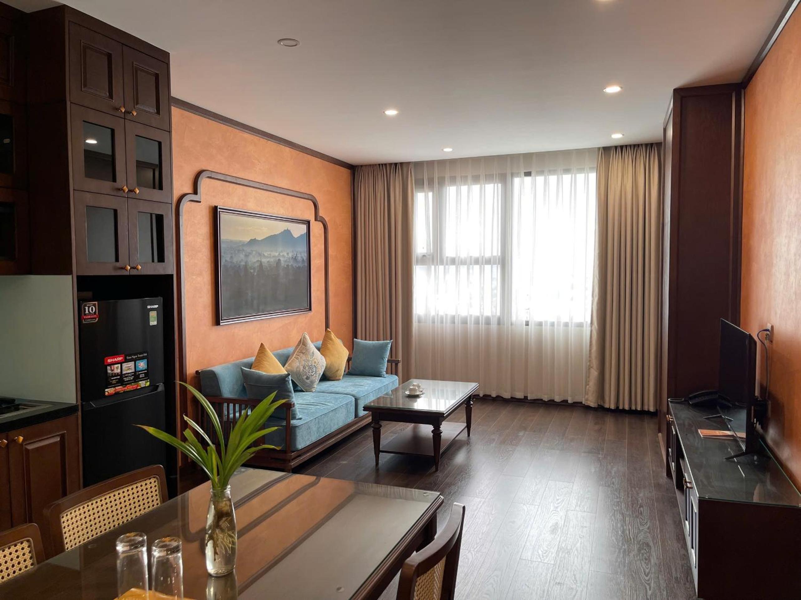 Two-Bedroom Apartment with City View
