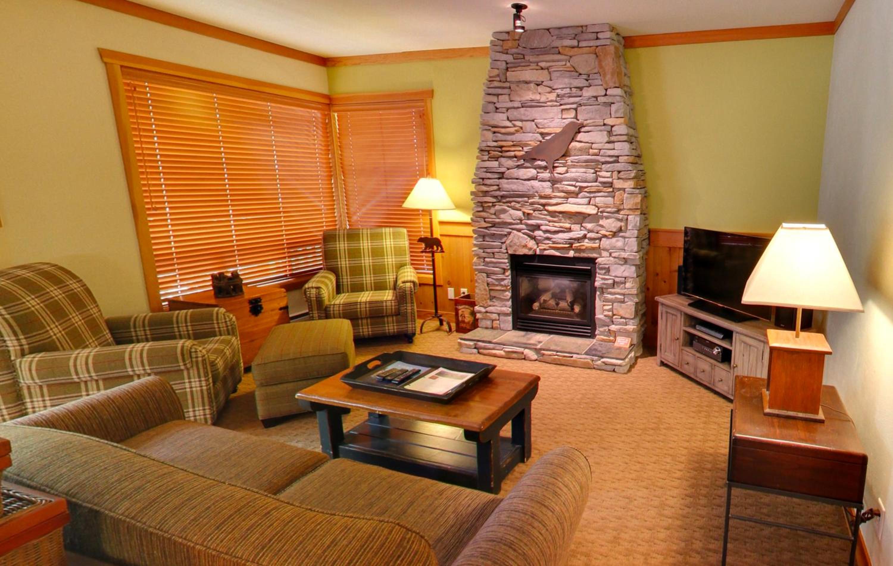 Two-Bedroom Suite photo 2