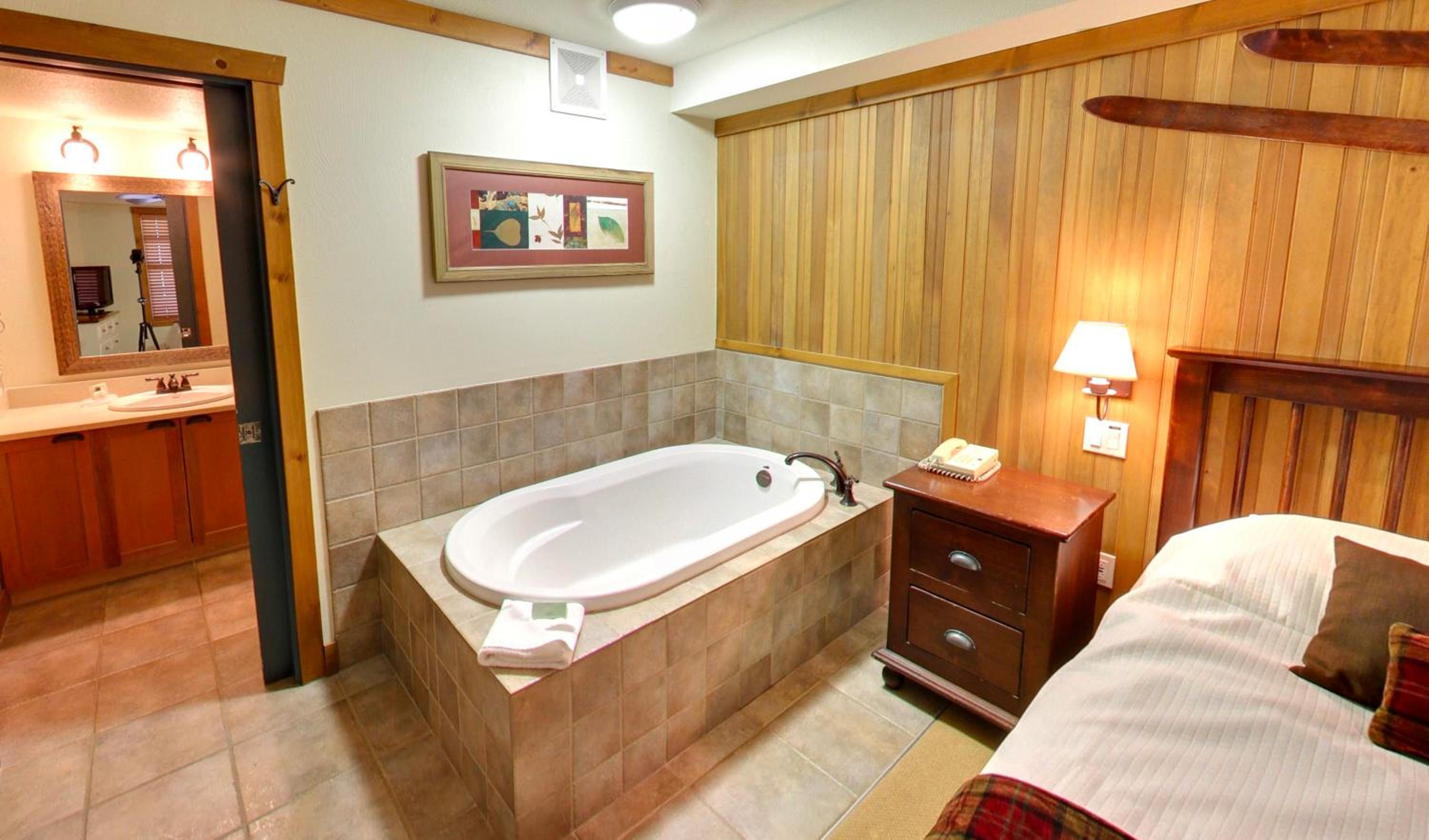 One-Bedroom Suite photo 2