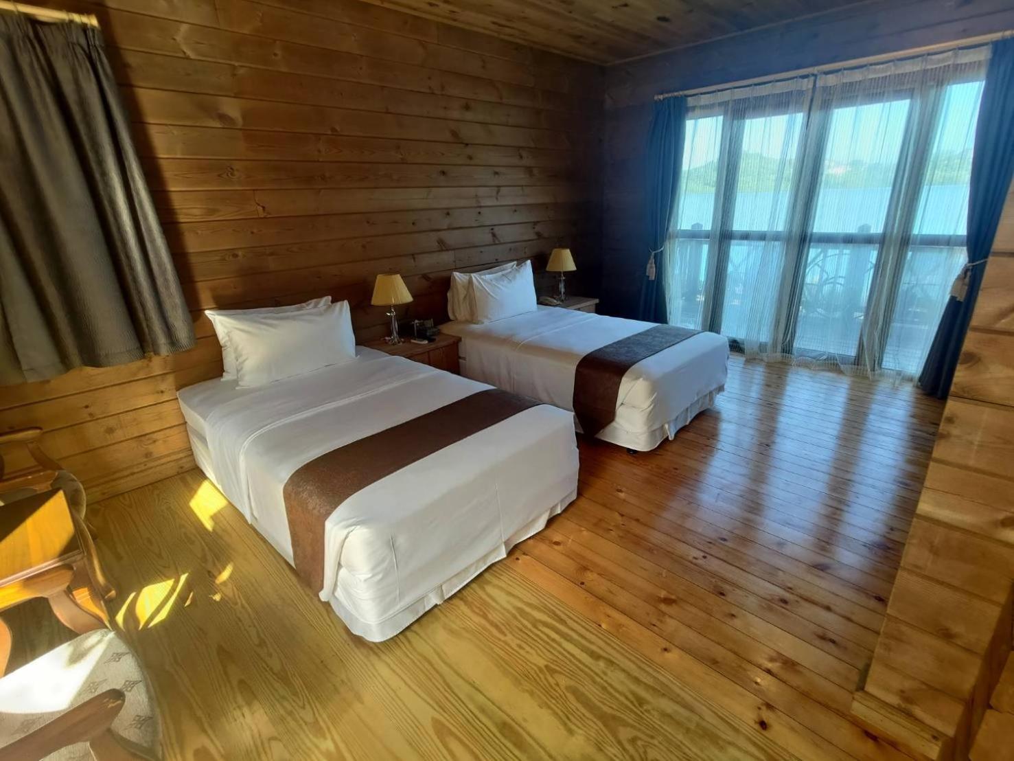 Twin Room with Sea View