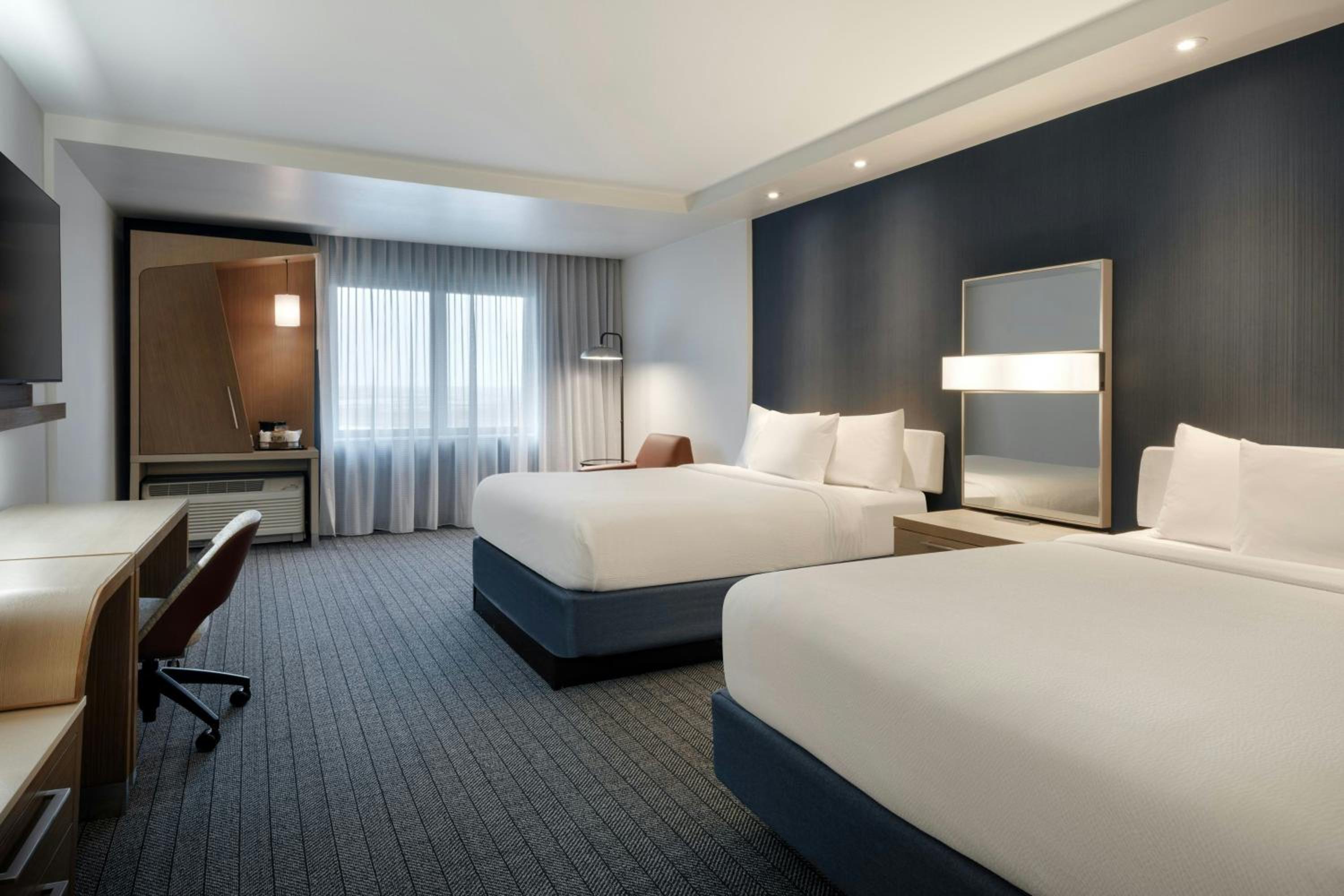 Queen Room with Two Queen Beds and Roll-In Shower - Mobility Access photo 1