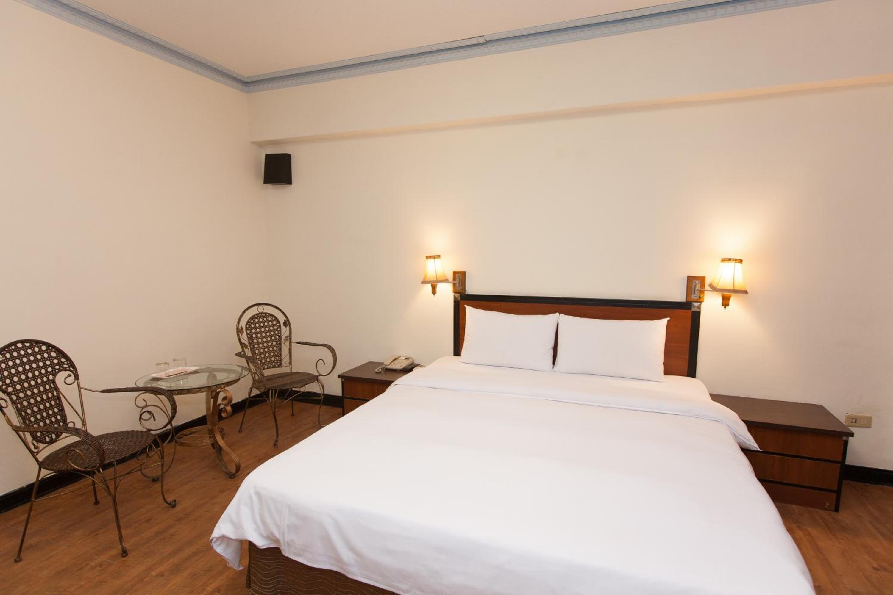 Classic Double Room - Photo 4