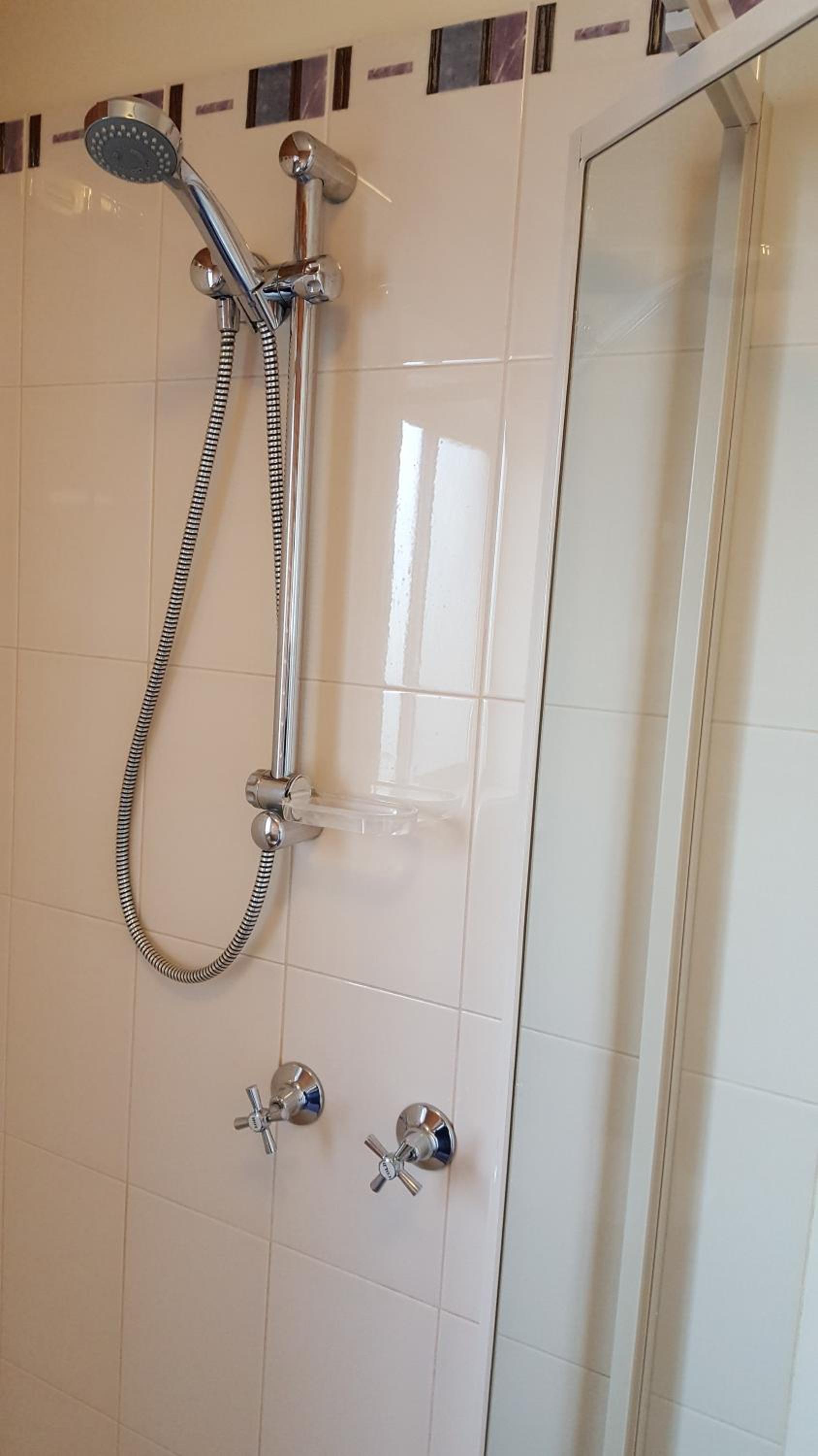 Deluxe Room - Photo 6
