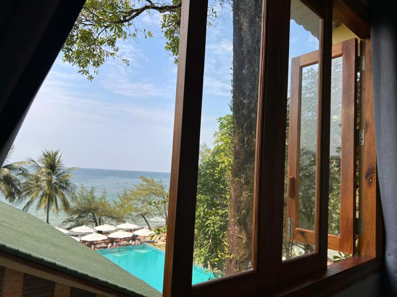 Executive Family Room with Sea View photo 2