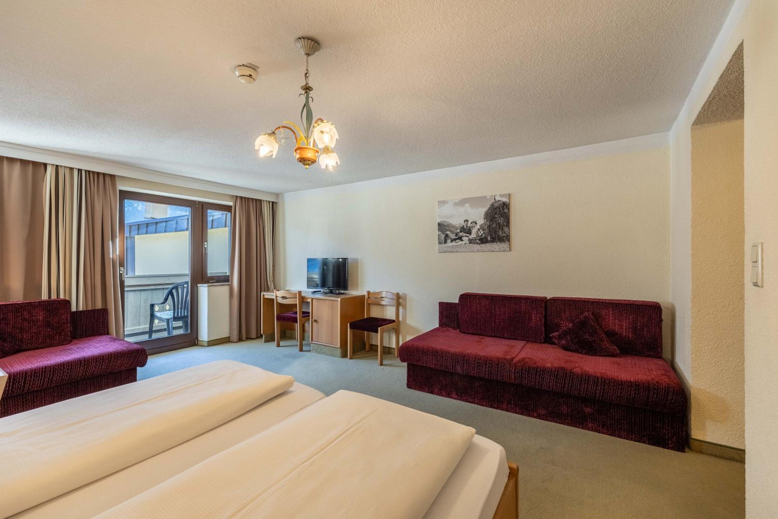 Quadruple Room with Balcony