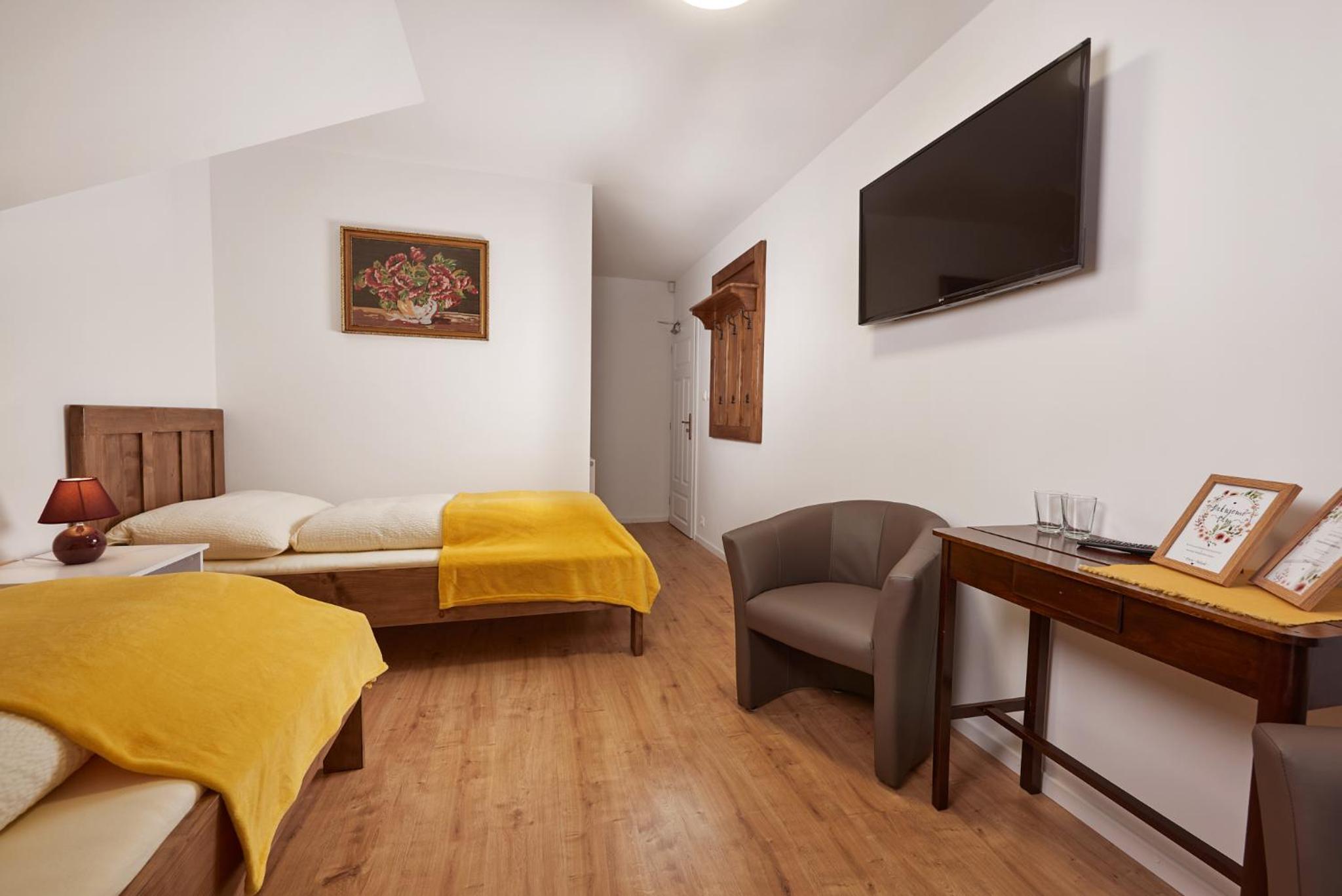 Standard Twin Room photo 2