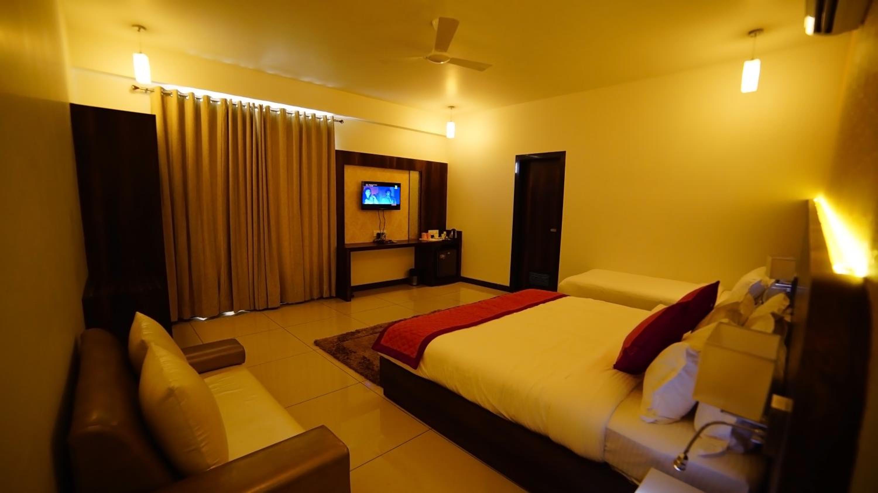 Luxury Triple Room - Photo 1