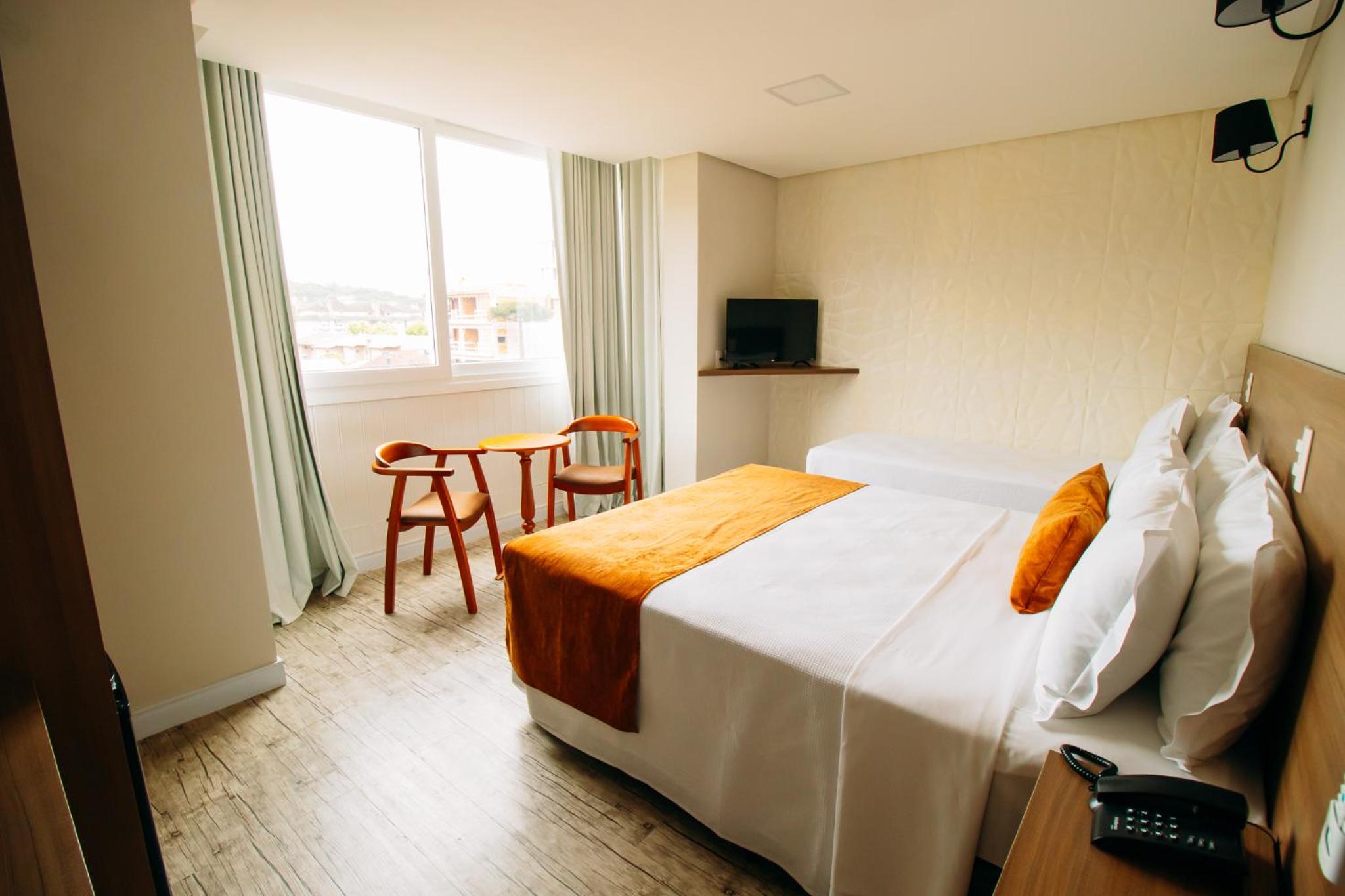 Triple Room with City View - Photo 3
