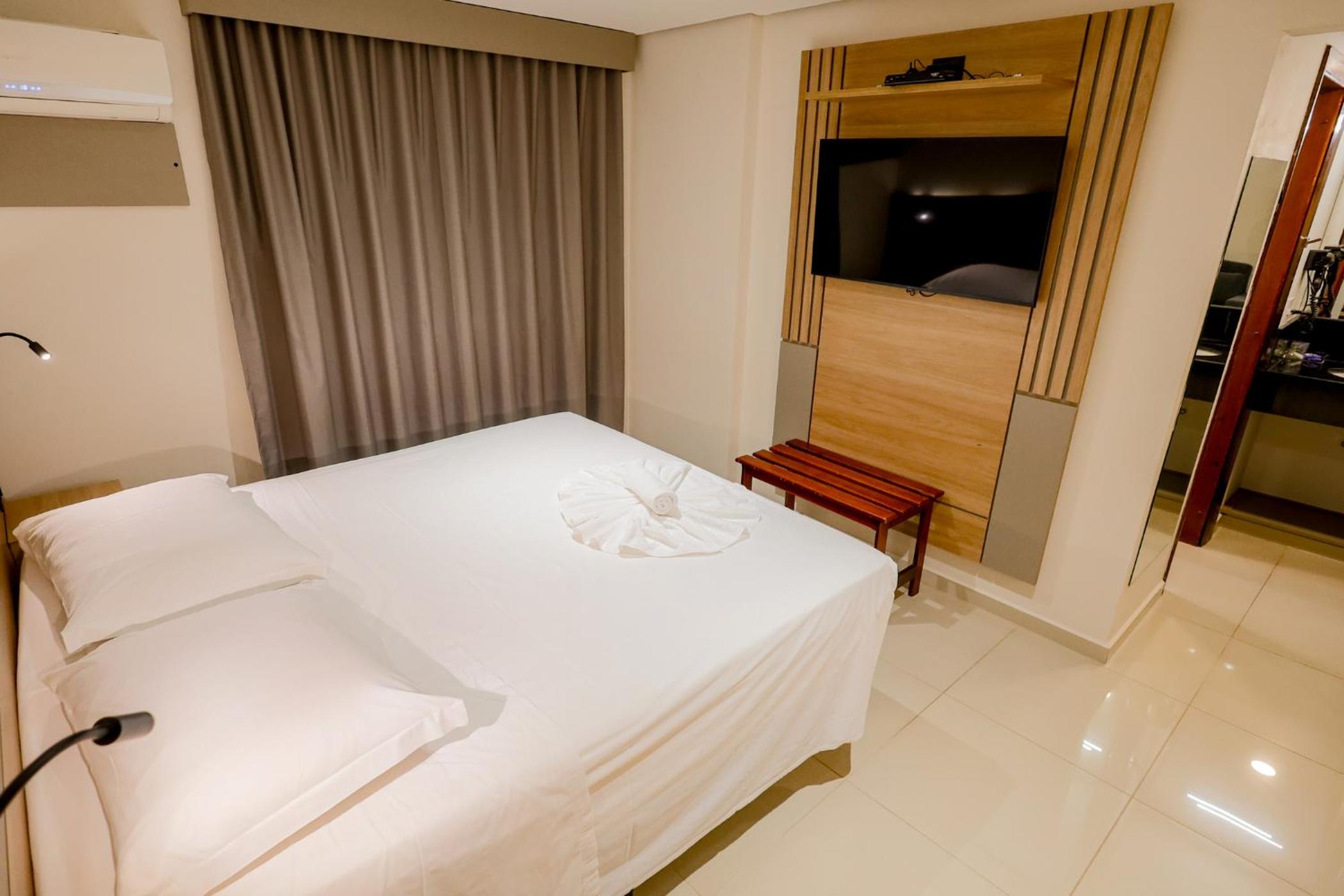 Superior King Suite