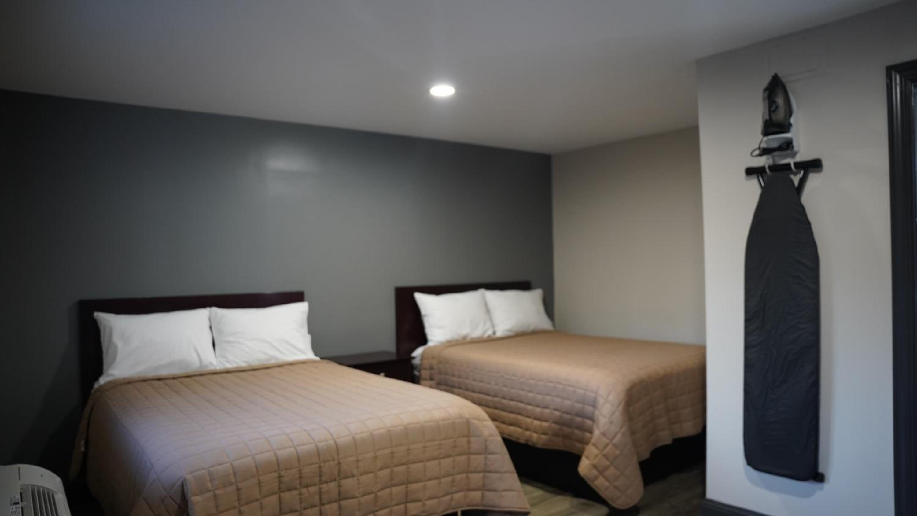 Double Room - Smoking photo 1