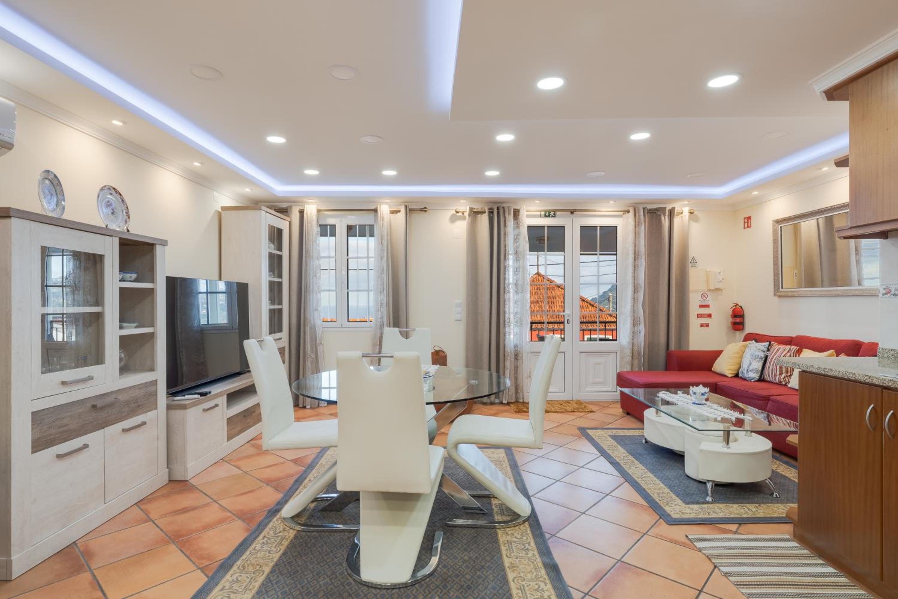 Two-Bedroom House photo 2