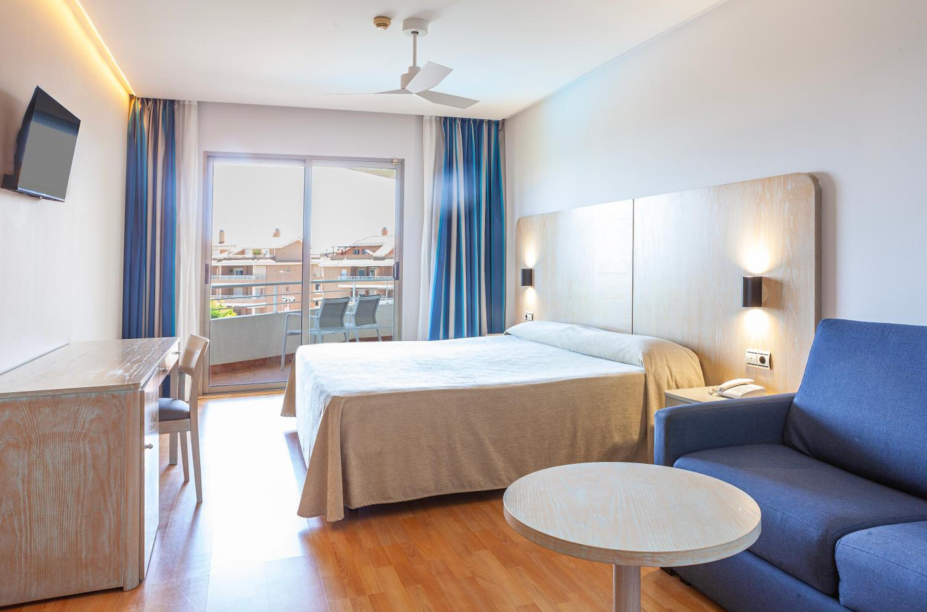 Double or Twin Room with Garden View