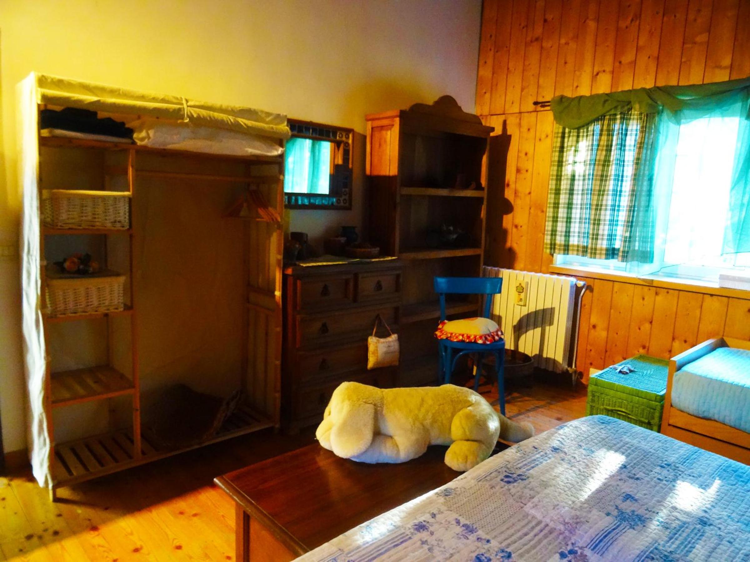 Triple Room with Private Bathroom - Photo 5