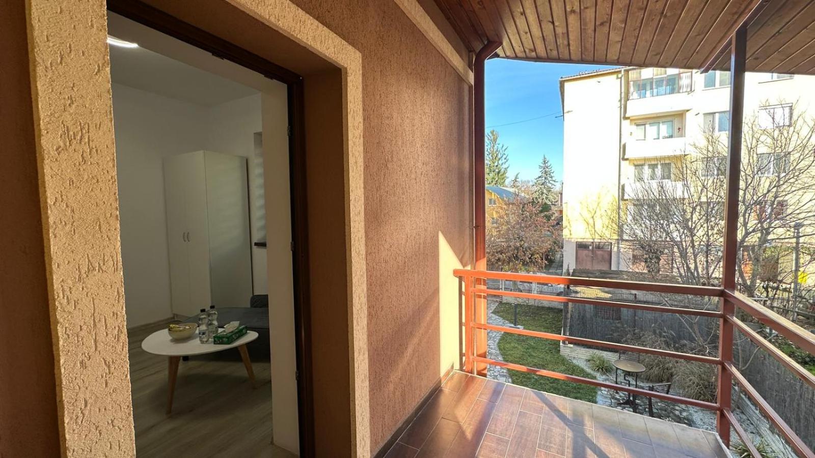 Deluxe Room (2 Adults + 1 Child) photo 2