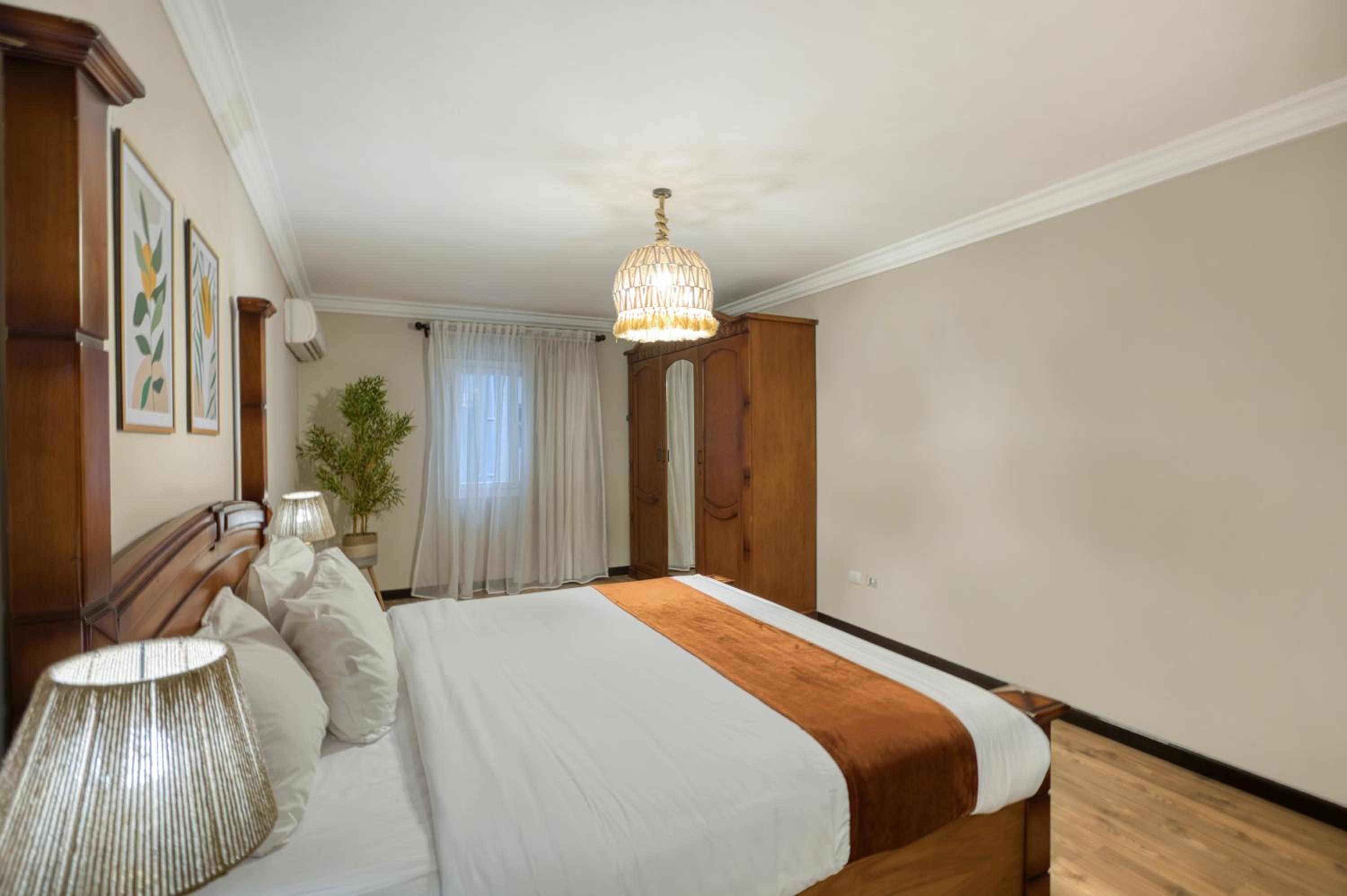 Three-Bedroom Apartment - Photo 3