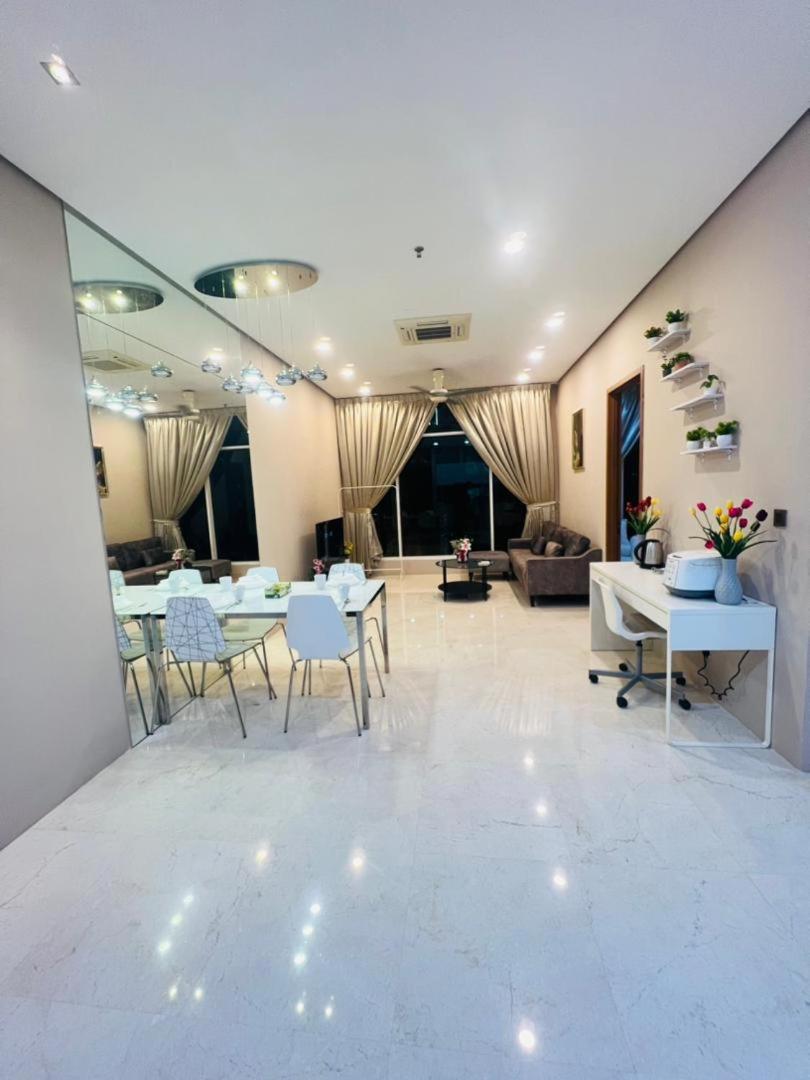 Two-Bedroom Deluxe Apartment