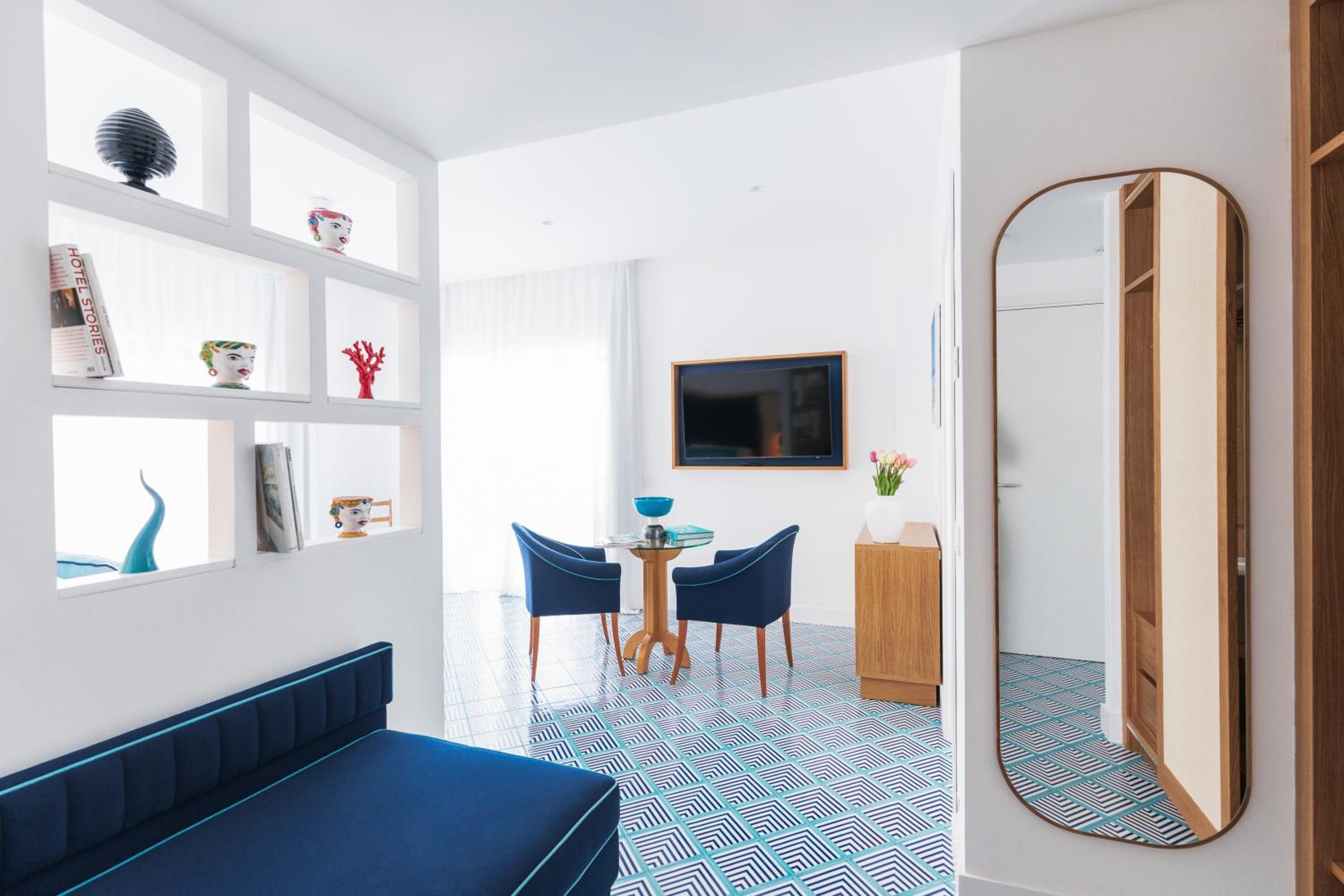 Junior Suite with Sea View - Photo 7