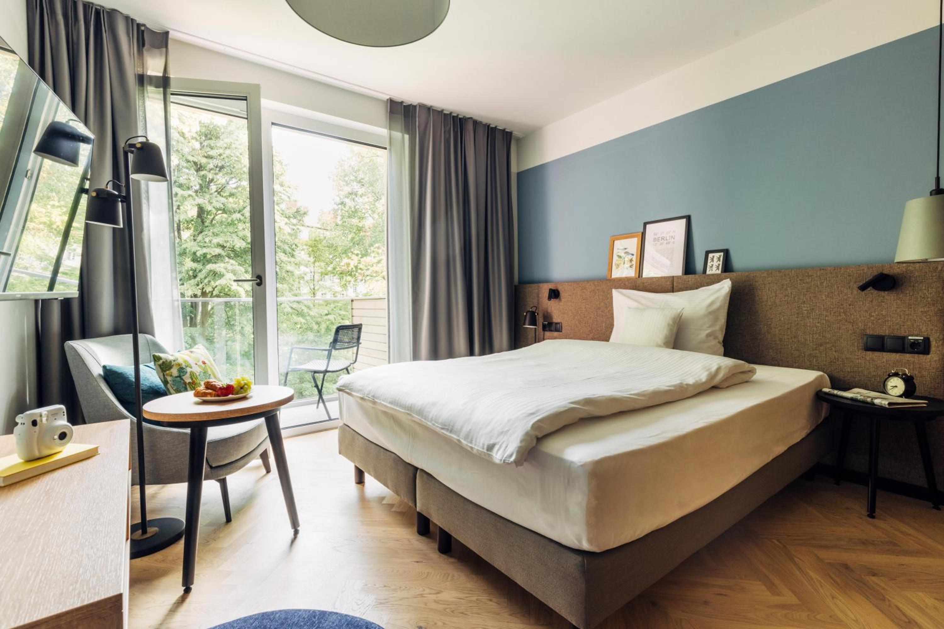 Double or Twin Room with Garden View photo 3