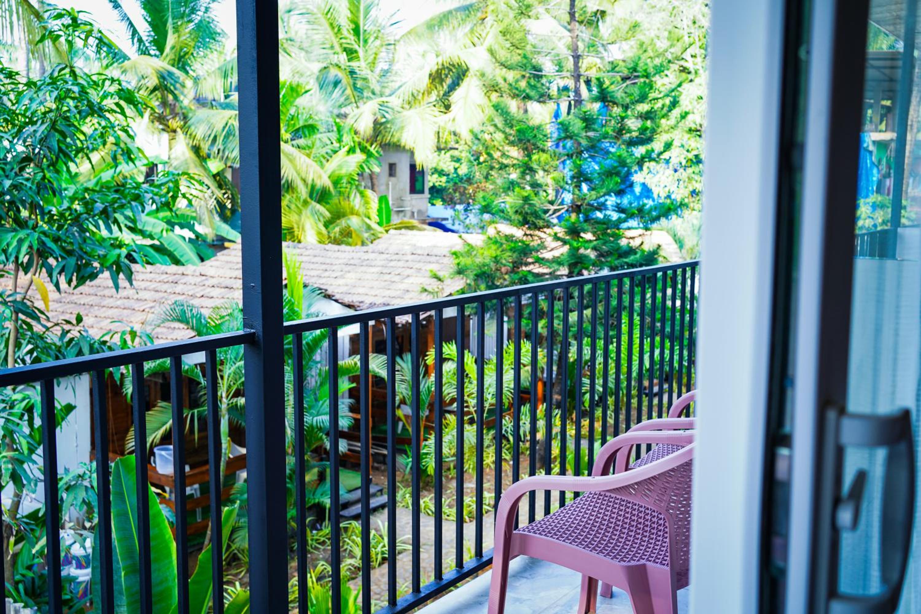 Family Room with Balcony - Photo 15