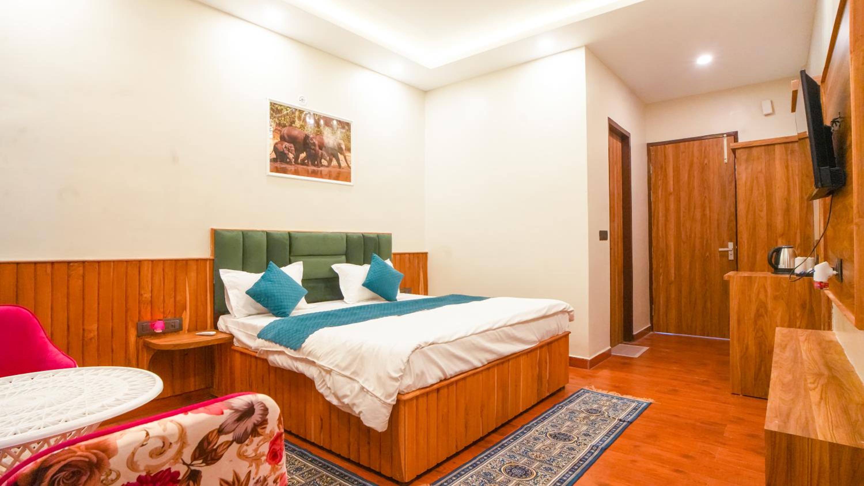 Queen Room with Garden View photo 2